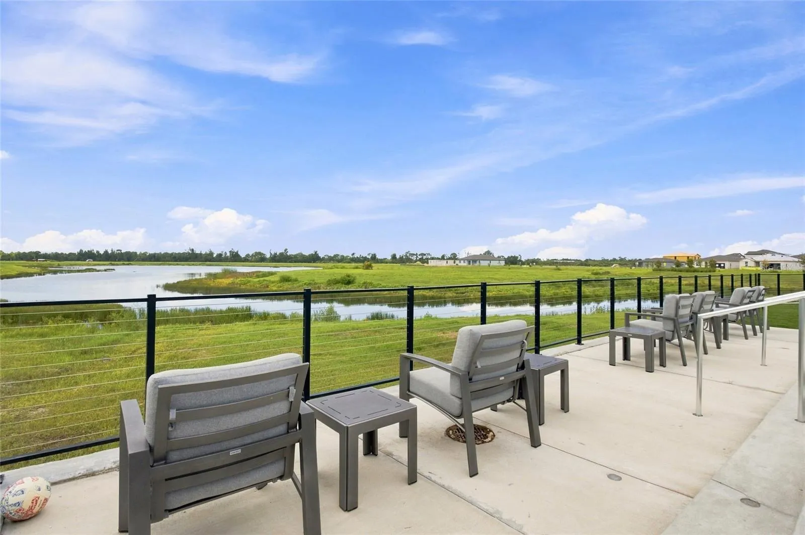152 LAZY SHORE DR