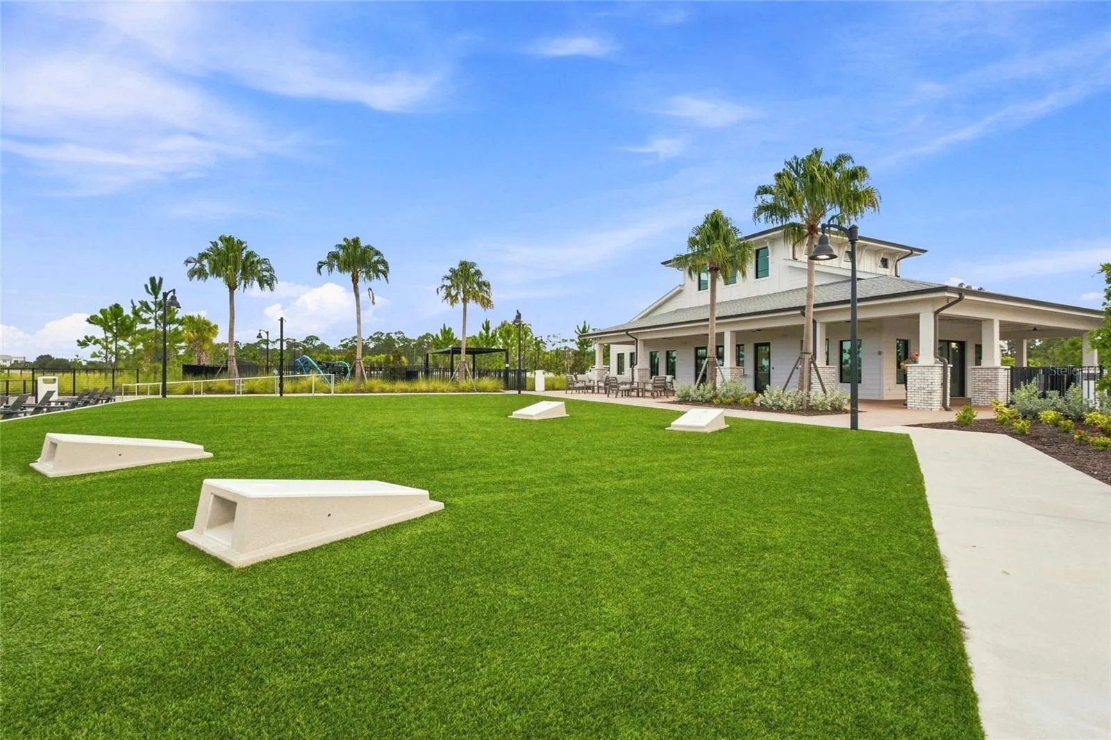 152 LAZY SHORE DR