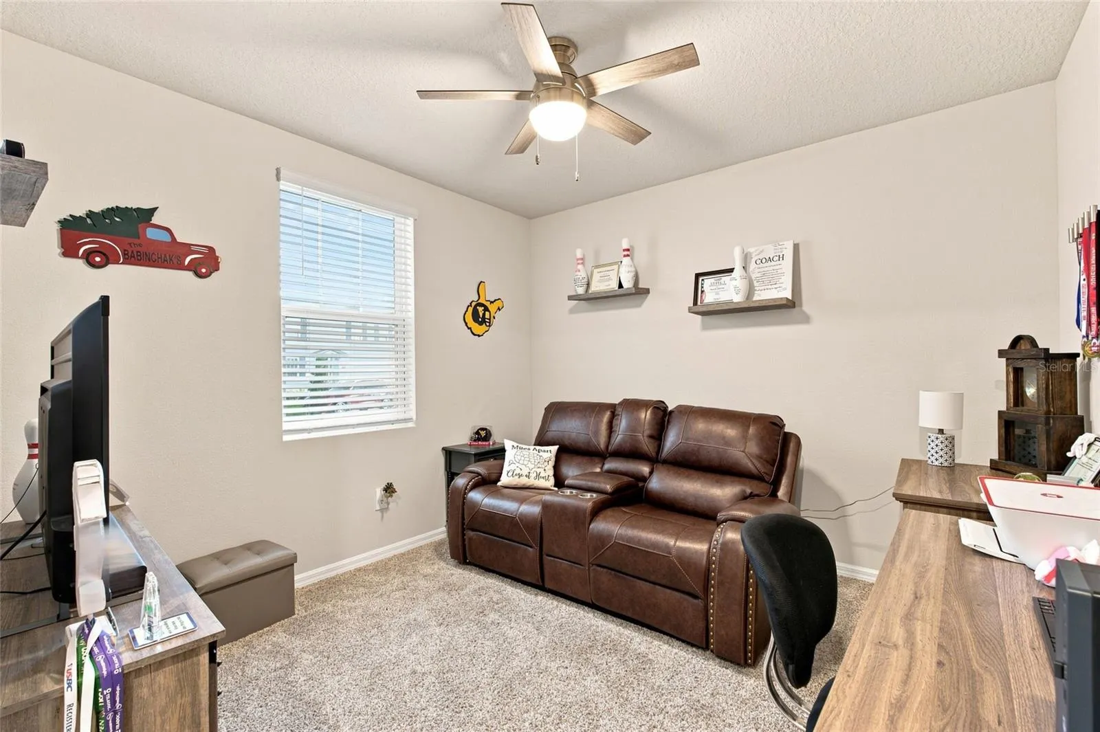 152 LAZY SHORE DR