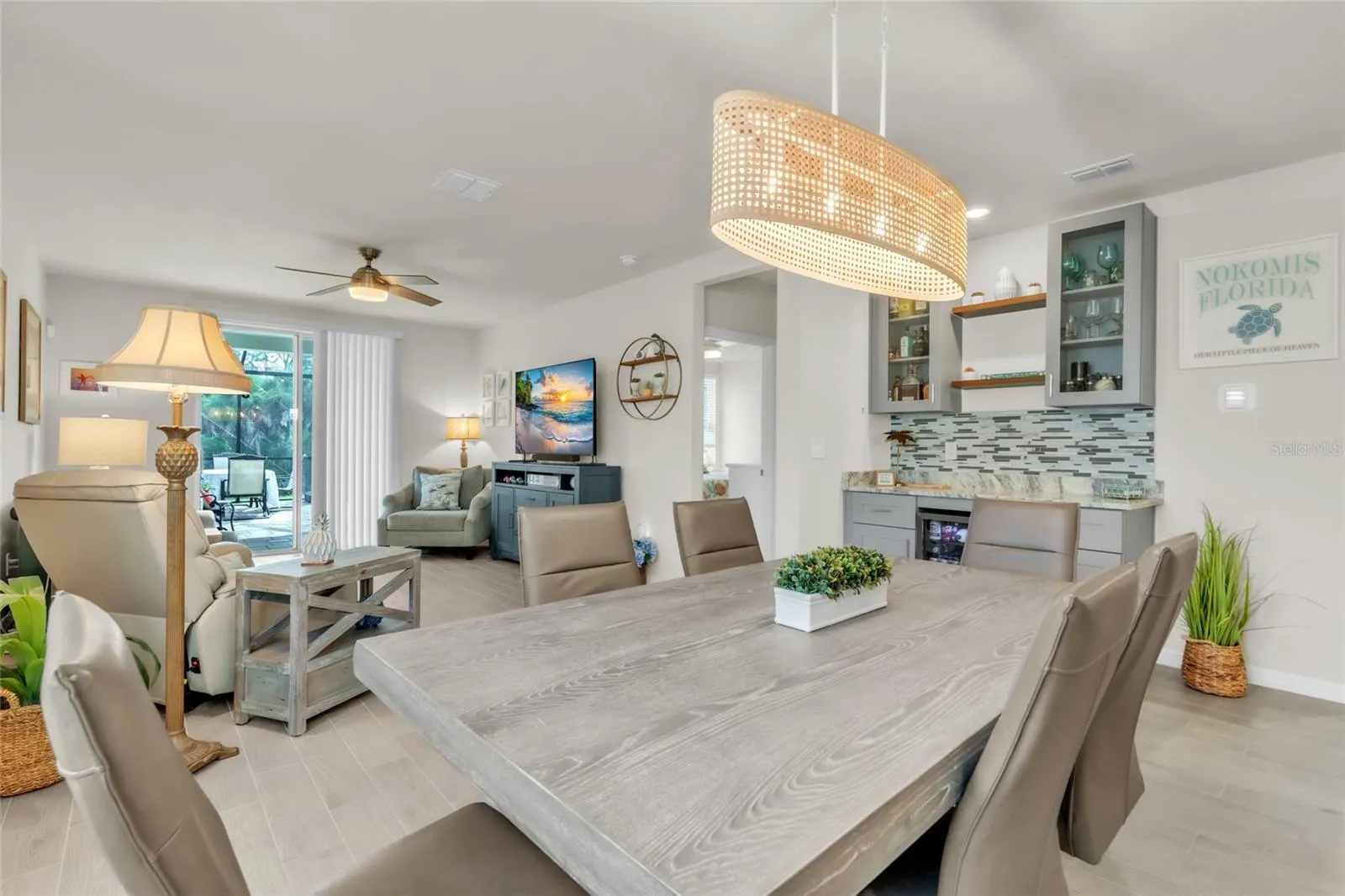 152 LAZY SHORE DR