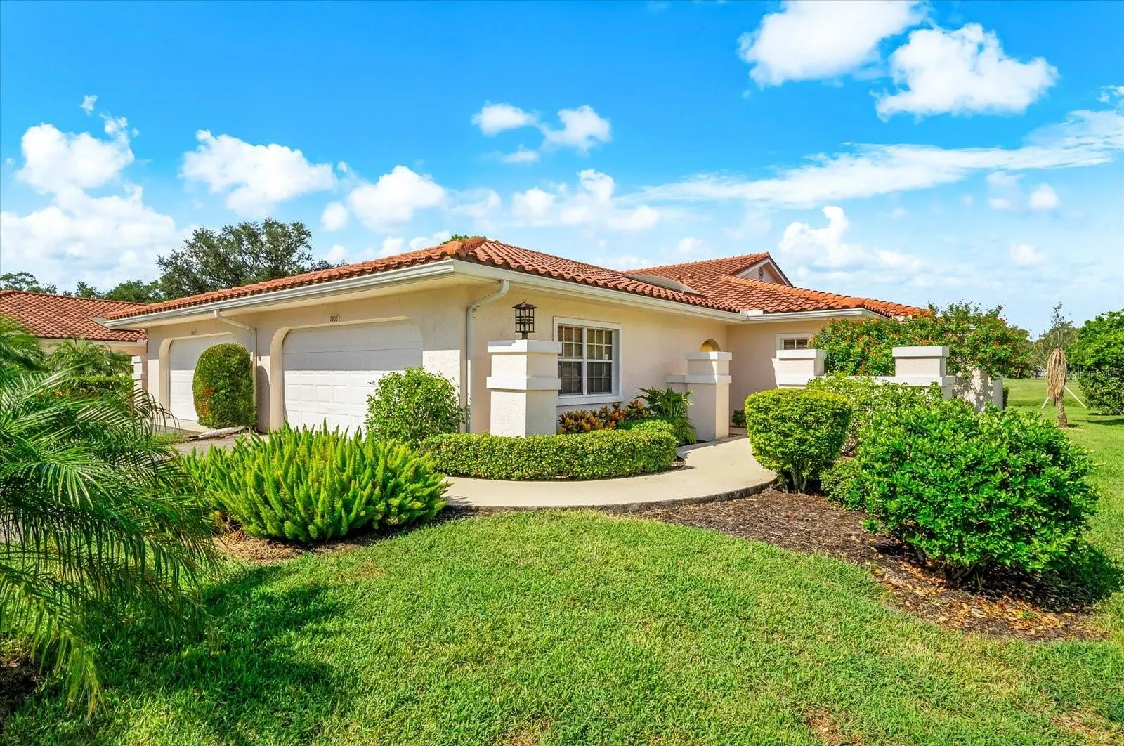 7306 GOLF POINTE CIR