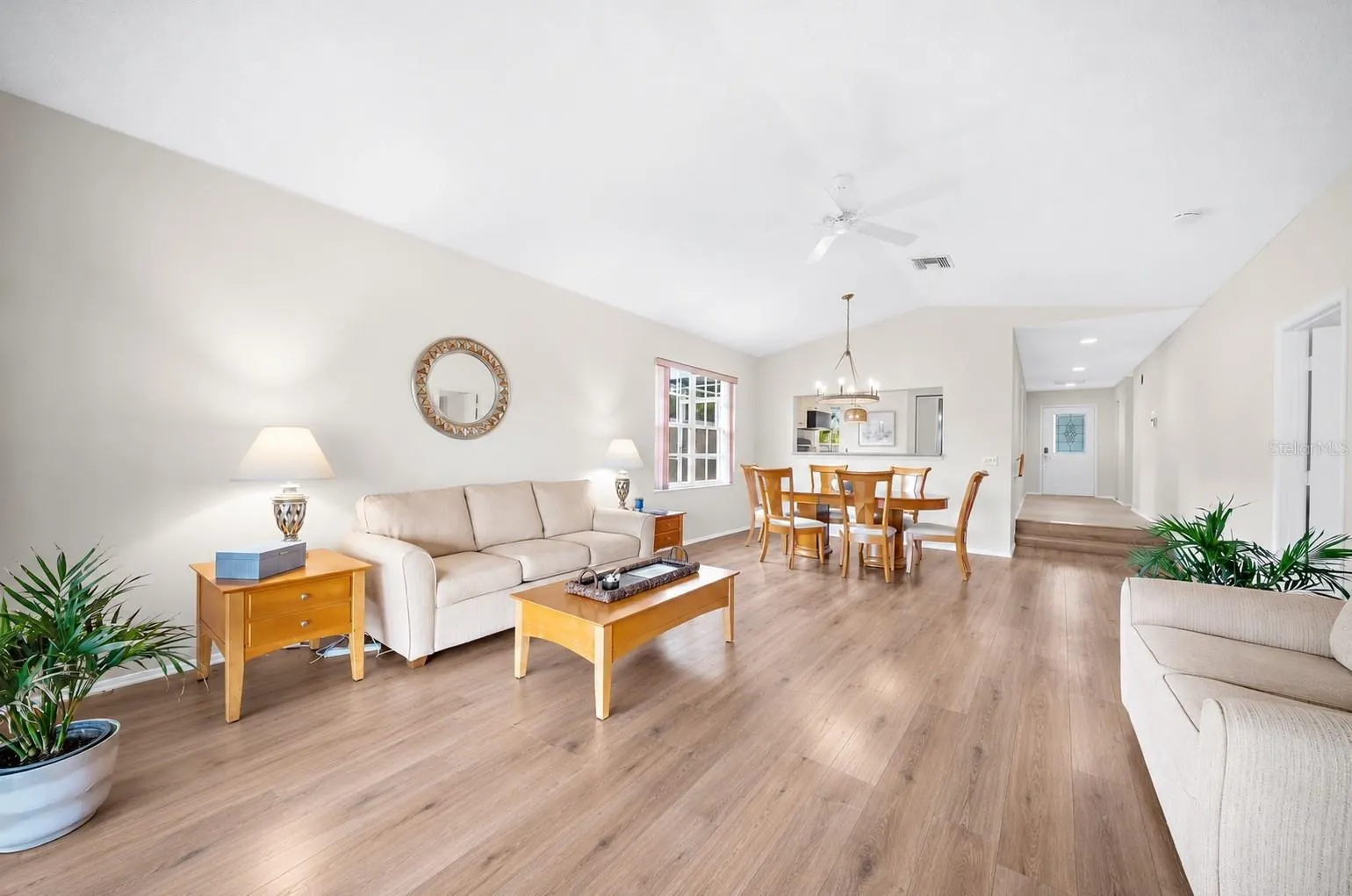 7306 GOLF POINTE CIR
