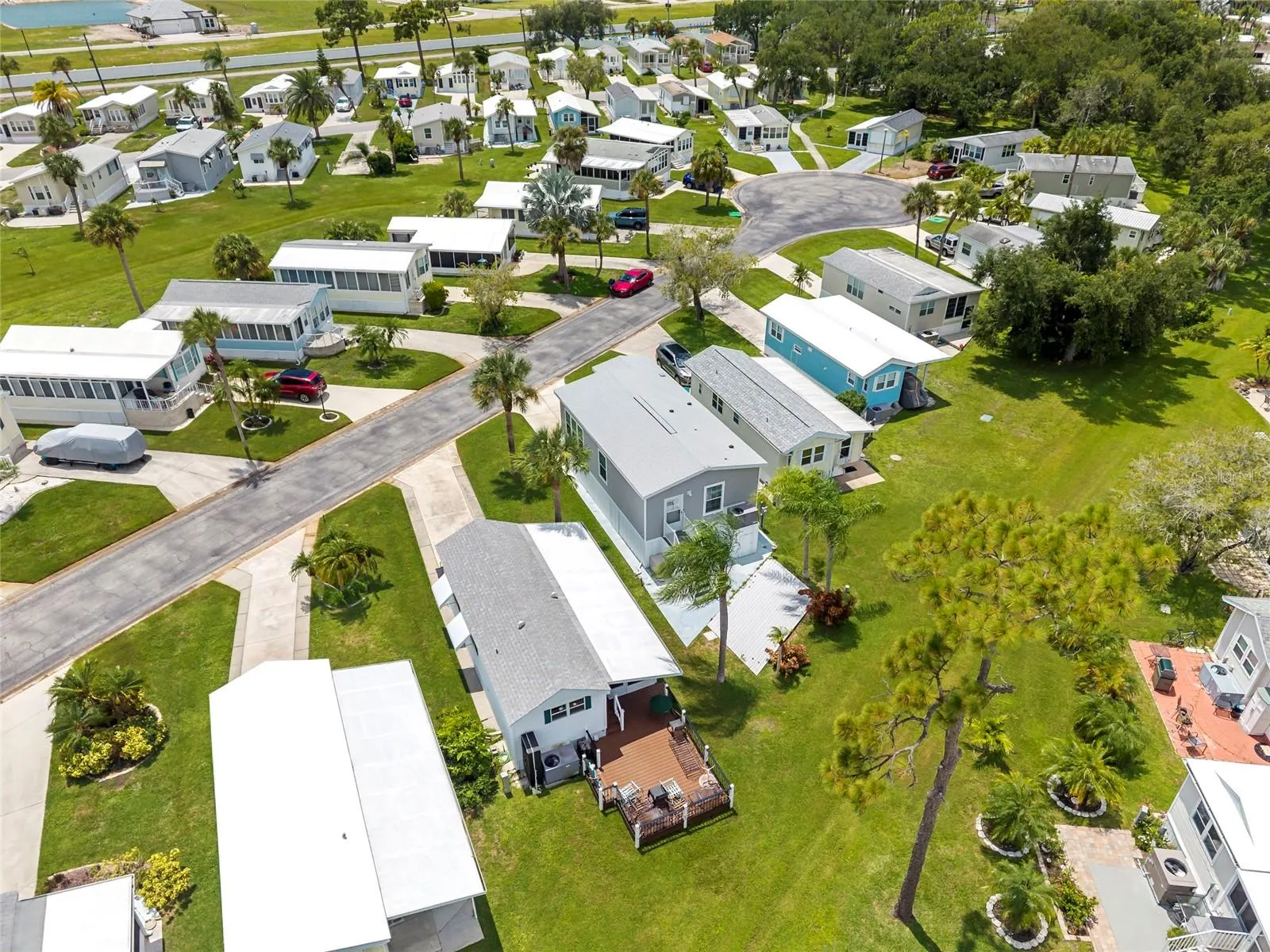 44 CROWN POINT DR