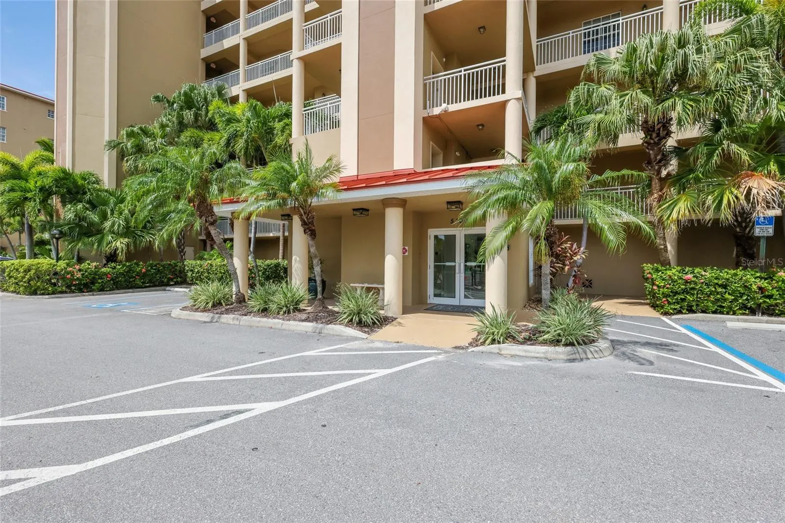 5100 JESSIE HARBOR DR #404 #404