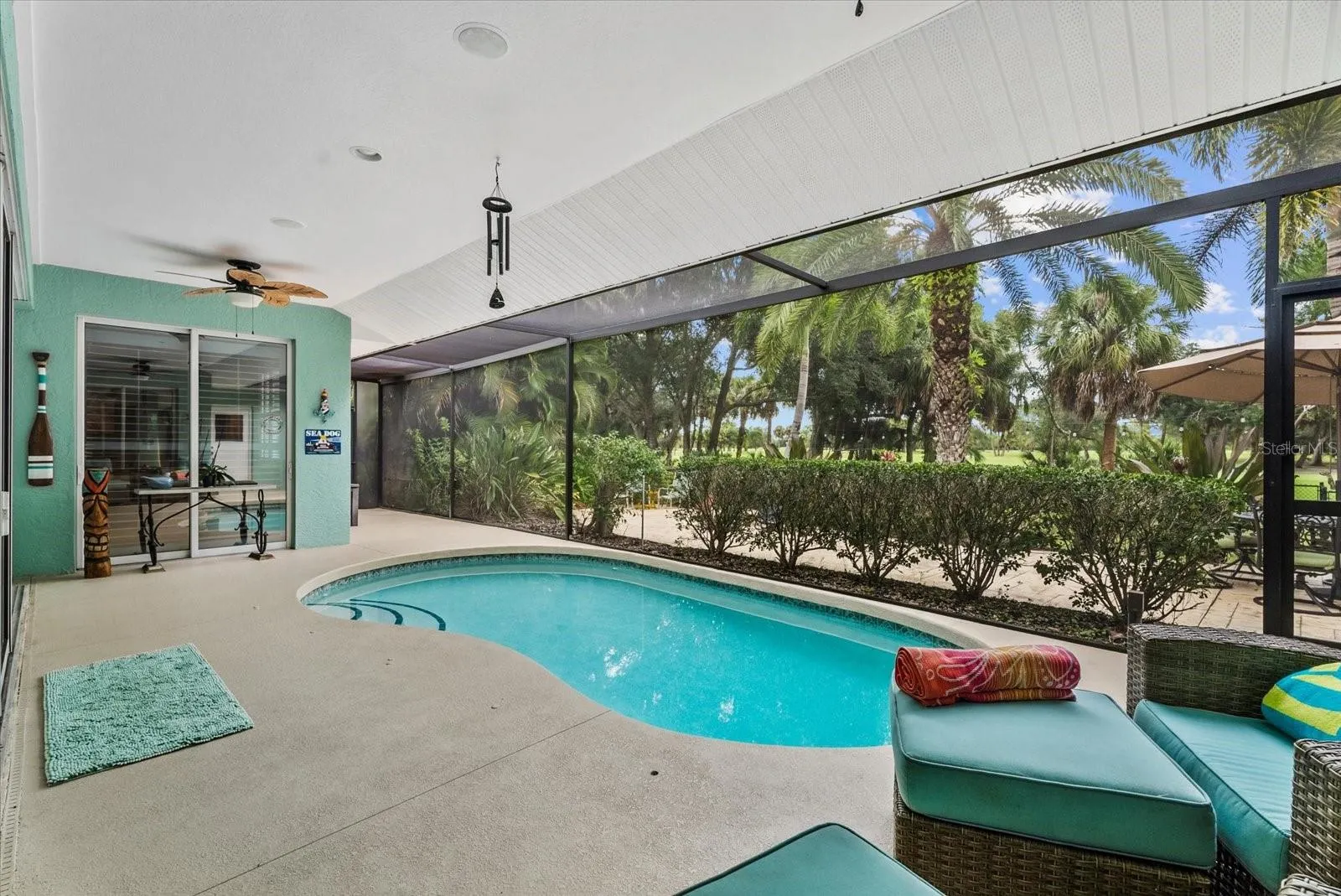 2166 SONOMA DR E
