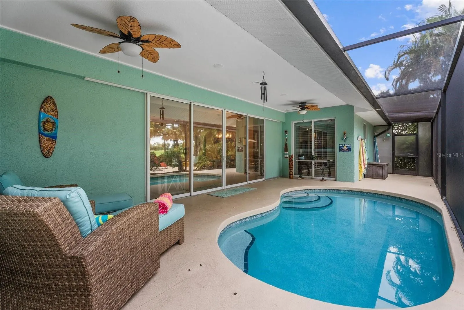 2166 SONOMA DR E