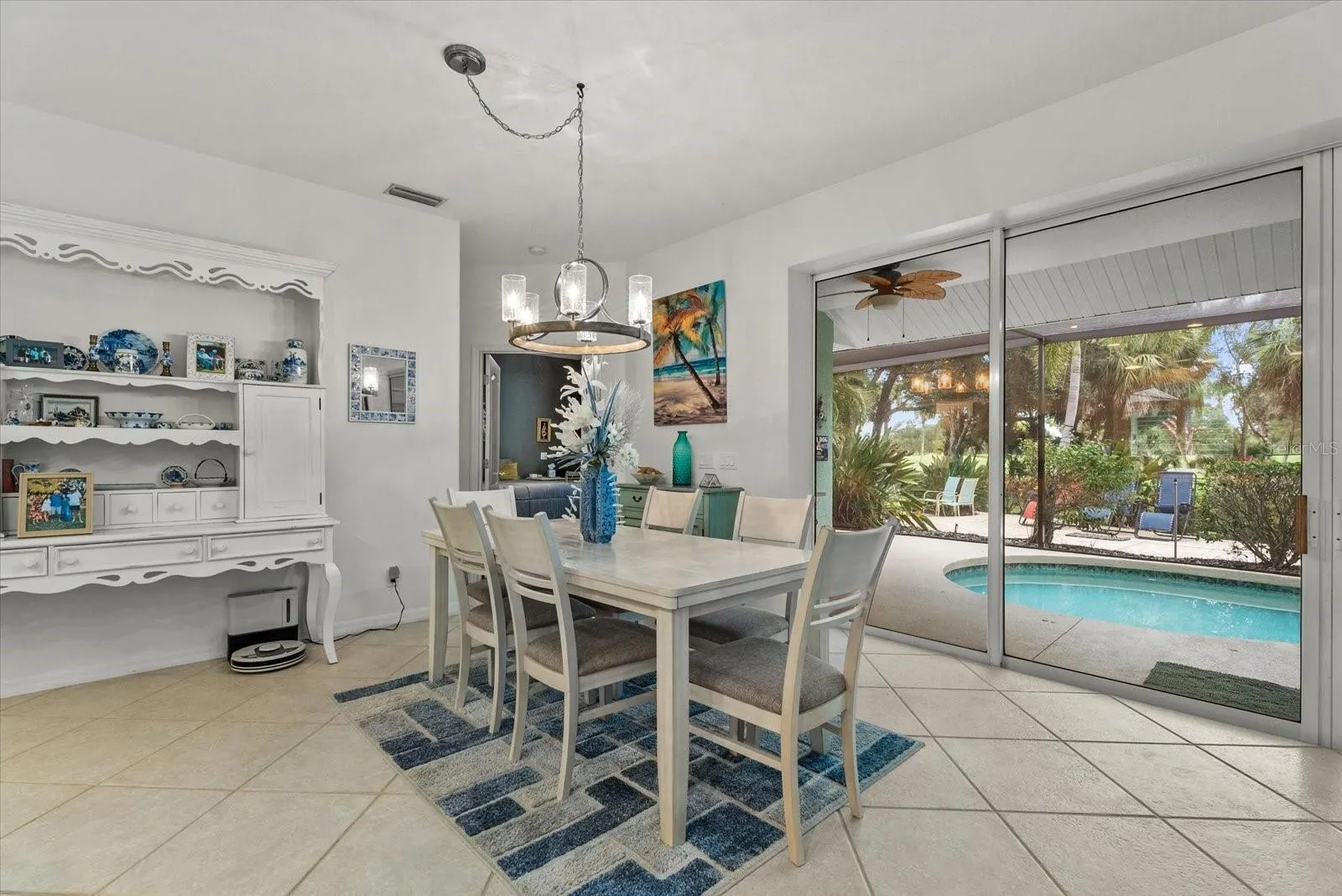 2166 SONOMA DR E