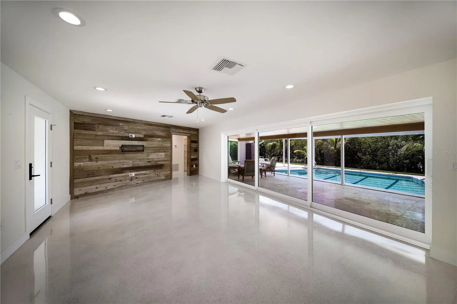 6561 BAYOU HAMMOCK RD