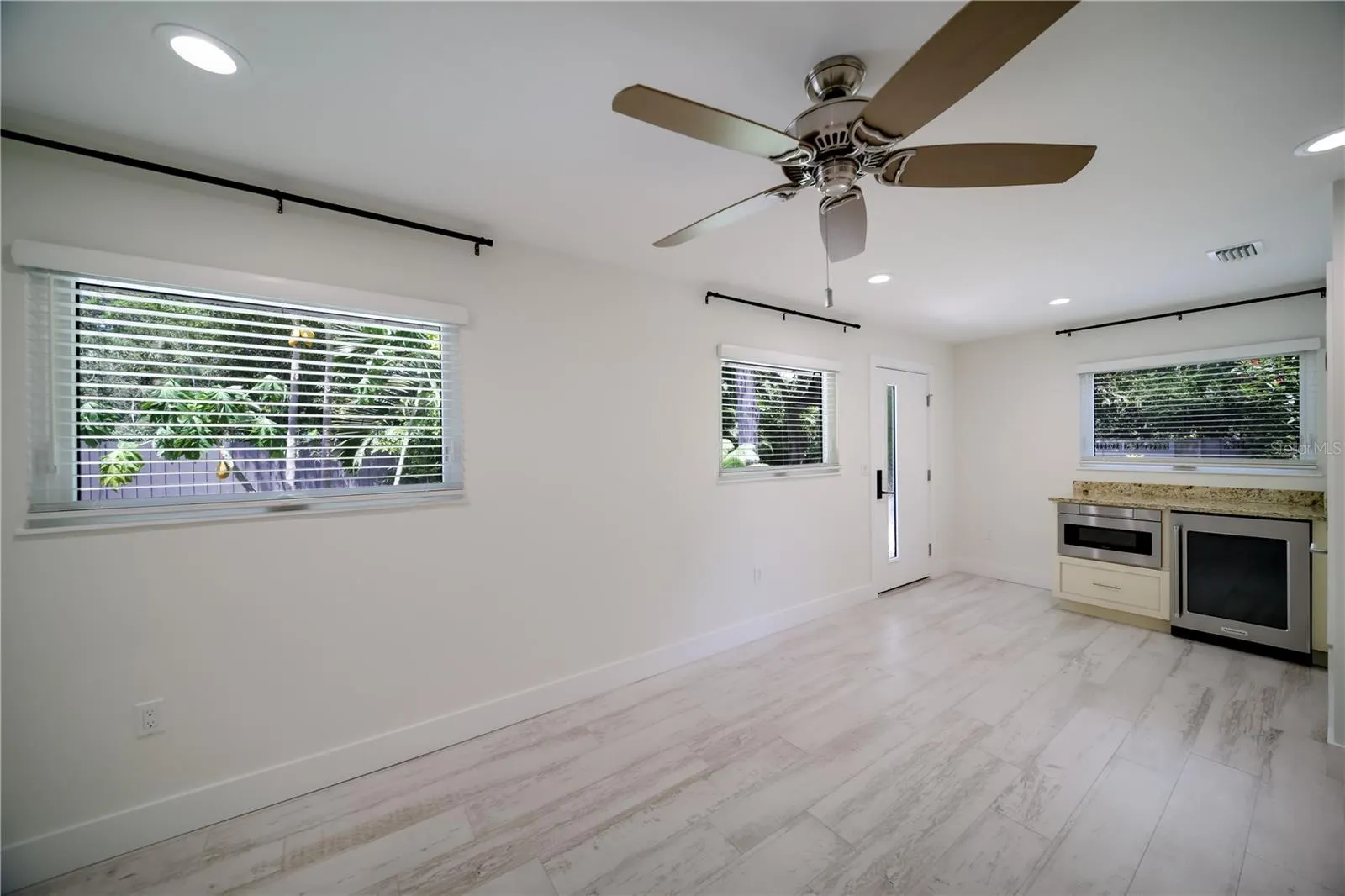 6561 BAYOU HAMMOCK RD