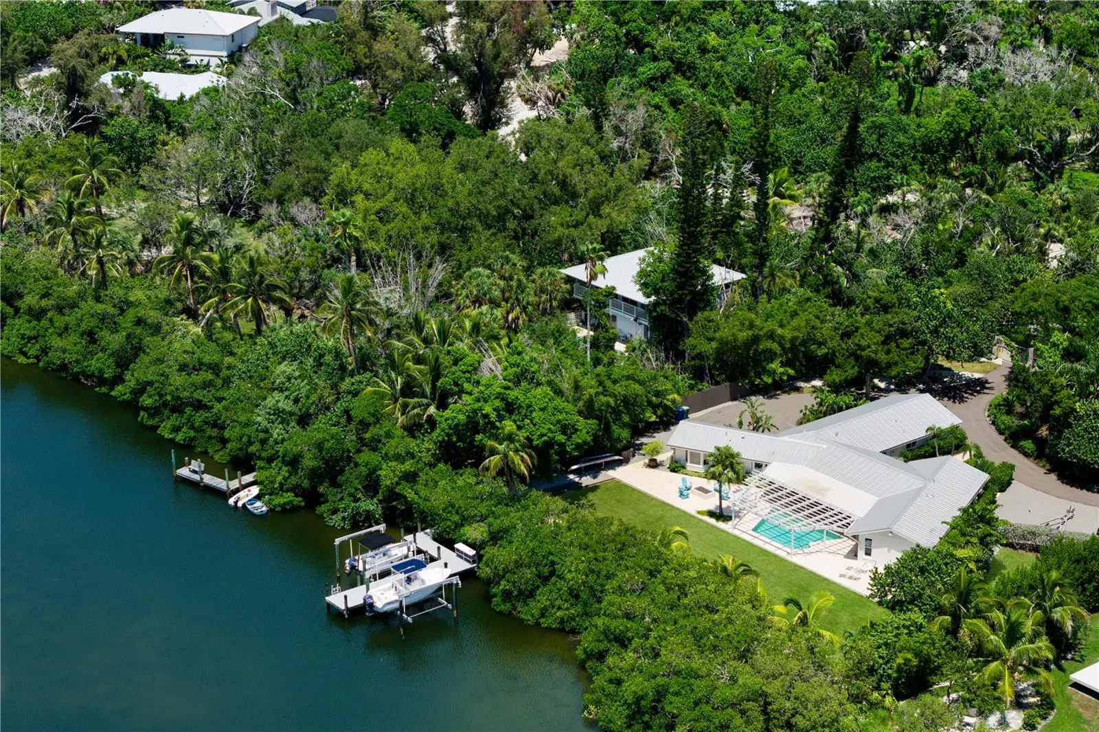 6561 BAYOU HAMMOCK RD