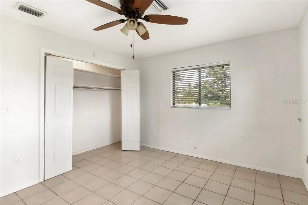 1608 BOB O LINK DR