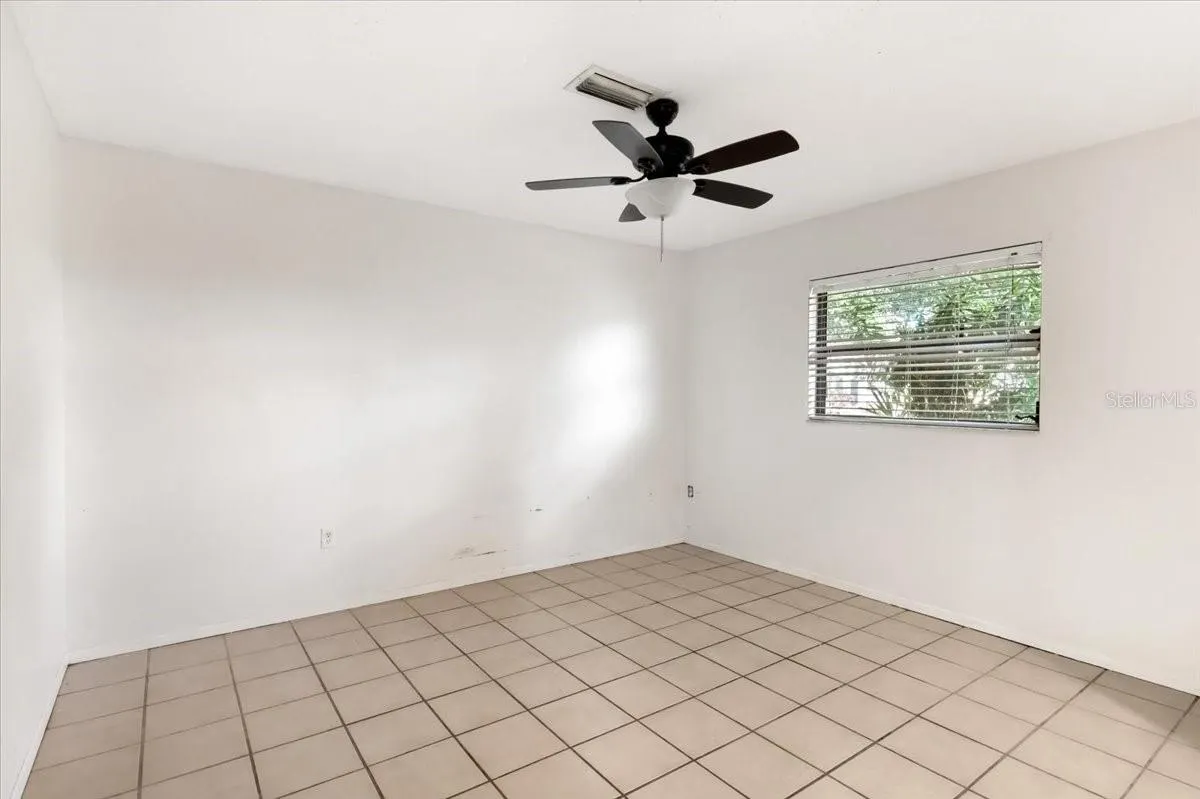 1608 BOB O LINK DR