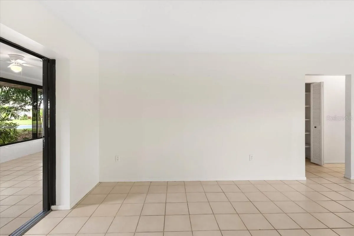 1608 BOB O LINK DR