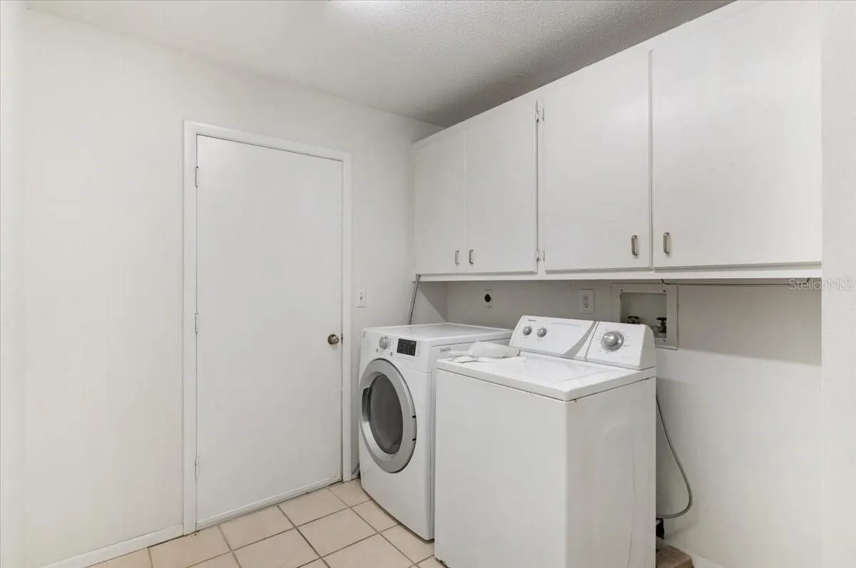1608 BOB O LINK DR