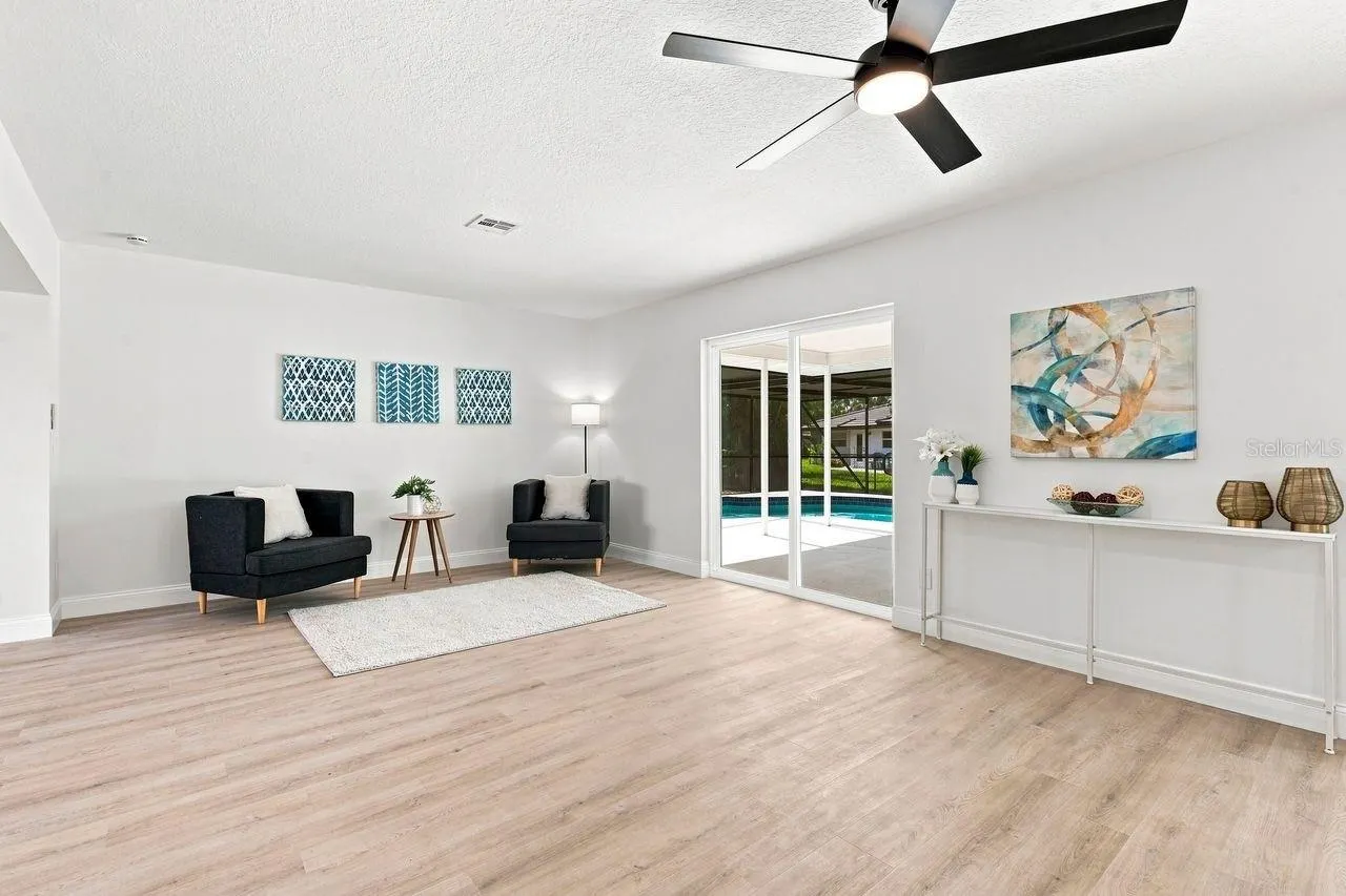 212 GIOTTO DR