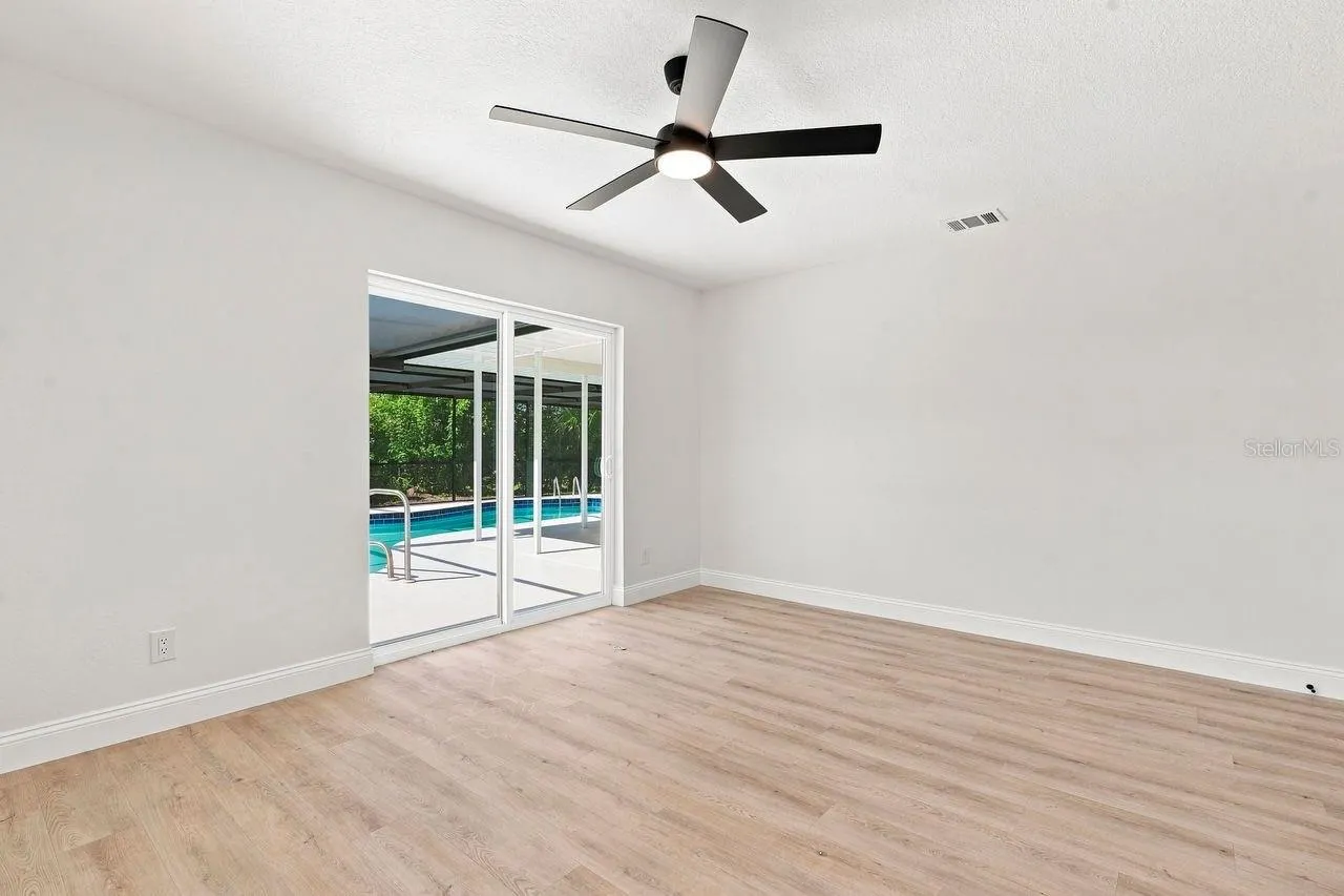 212 GIOTTO DR