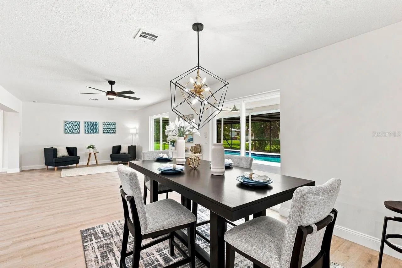 212 GIOTTO DR