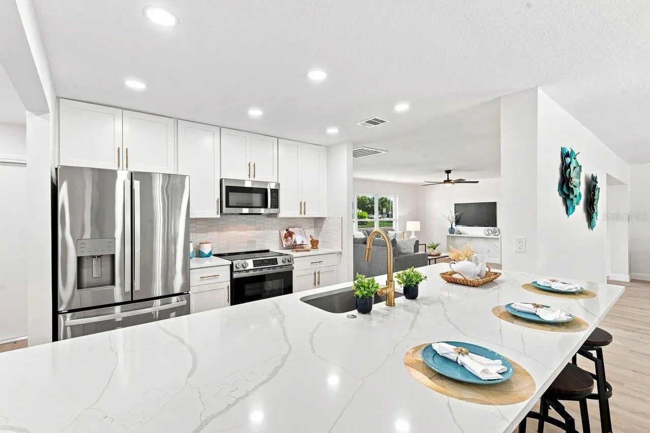212 GIOTTO DR
