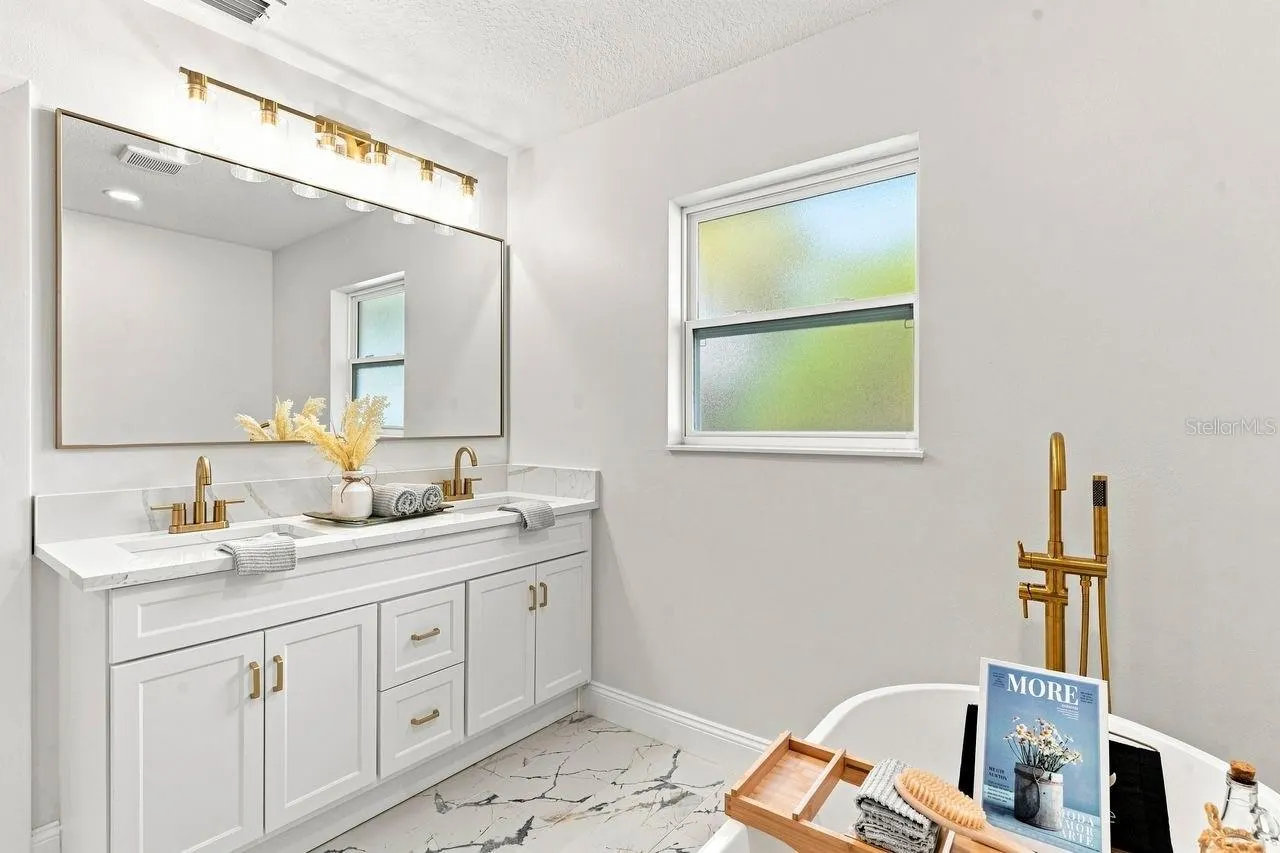 212 GIOTTO DR