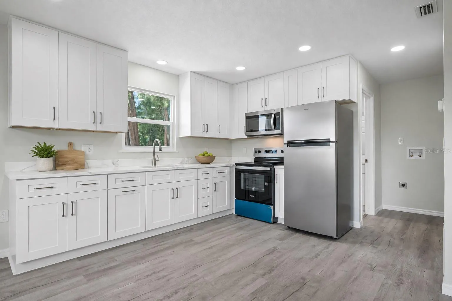 2331 MISSION VALLEY BLVD