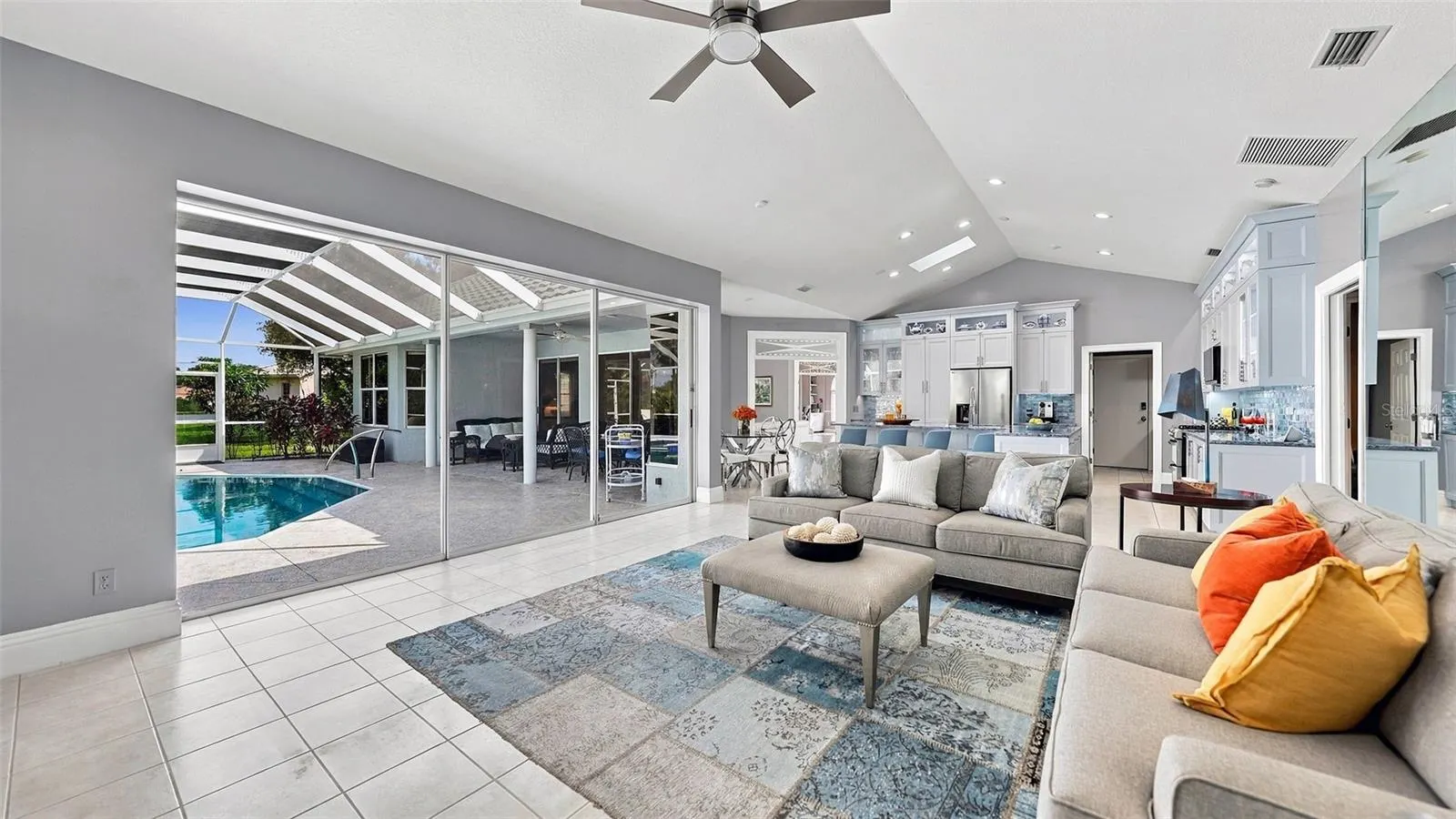 8136 REGENTS CT
