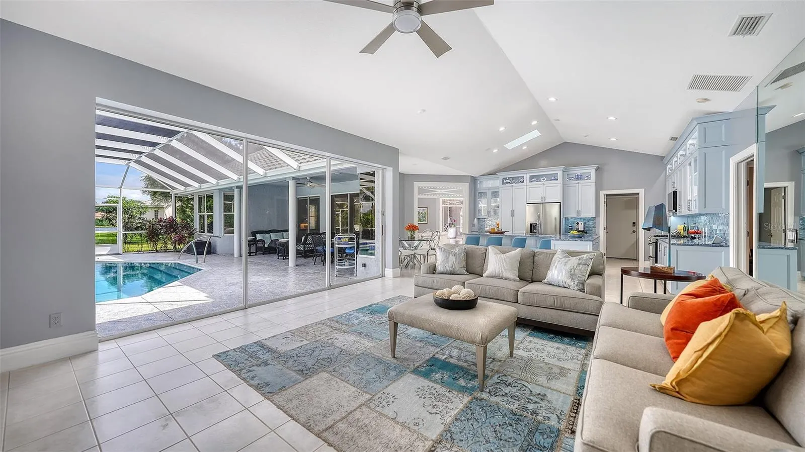 8136 REGENTS CT
