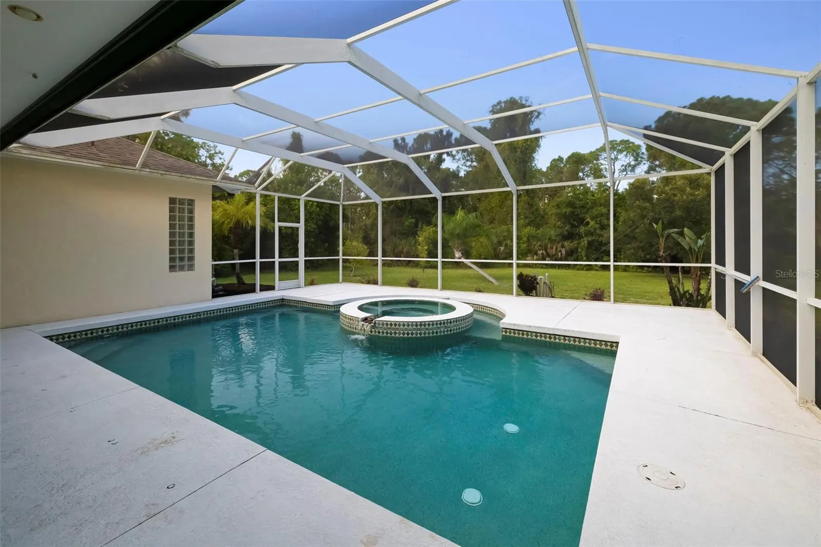 296 PINE RANCH TRL