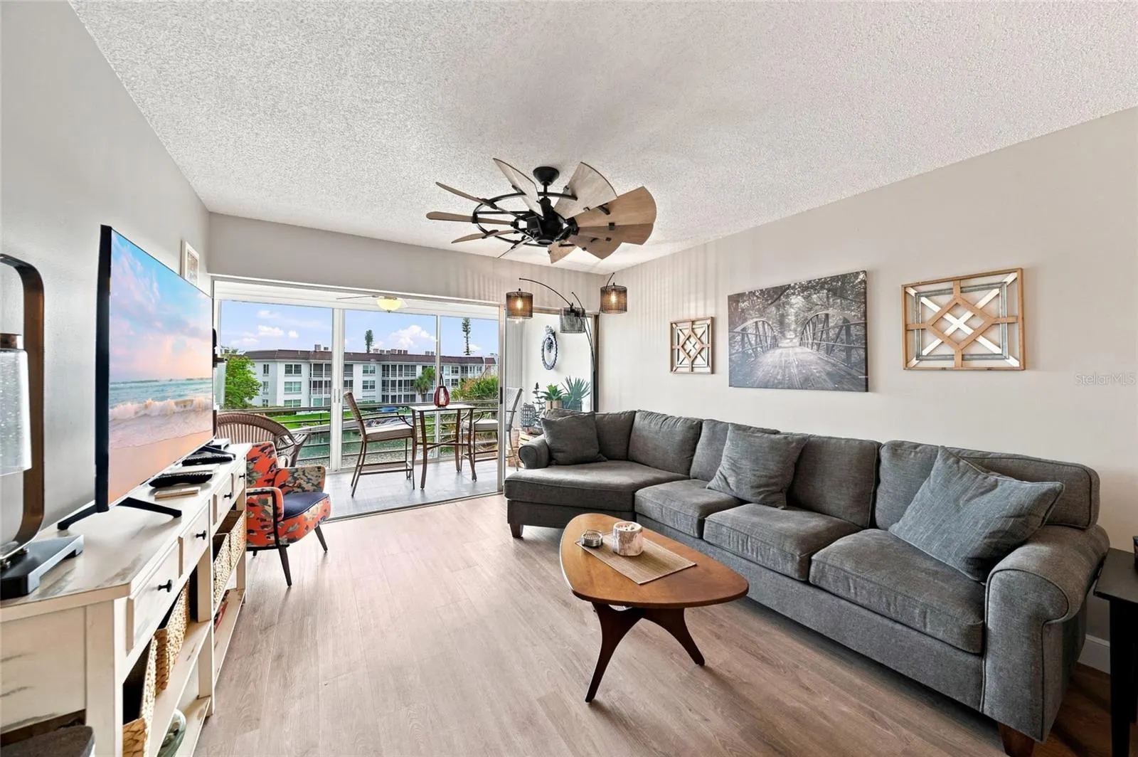 4370 CHATHAM DR #304 #304