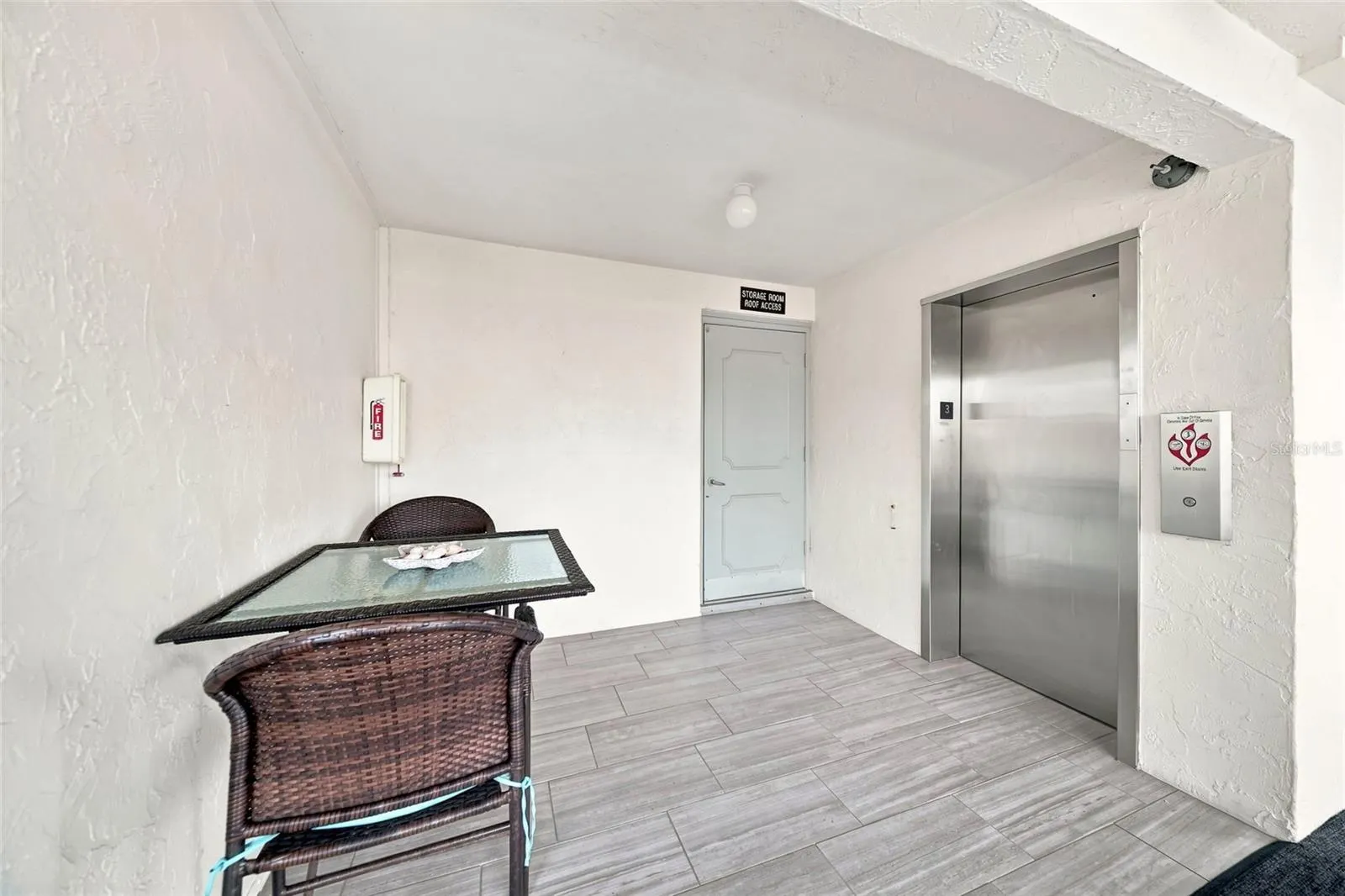 4370 CHATHAM DR #304 #304