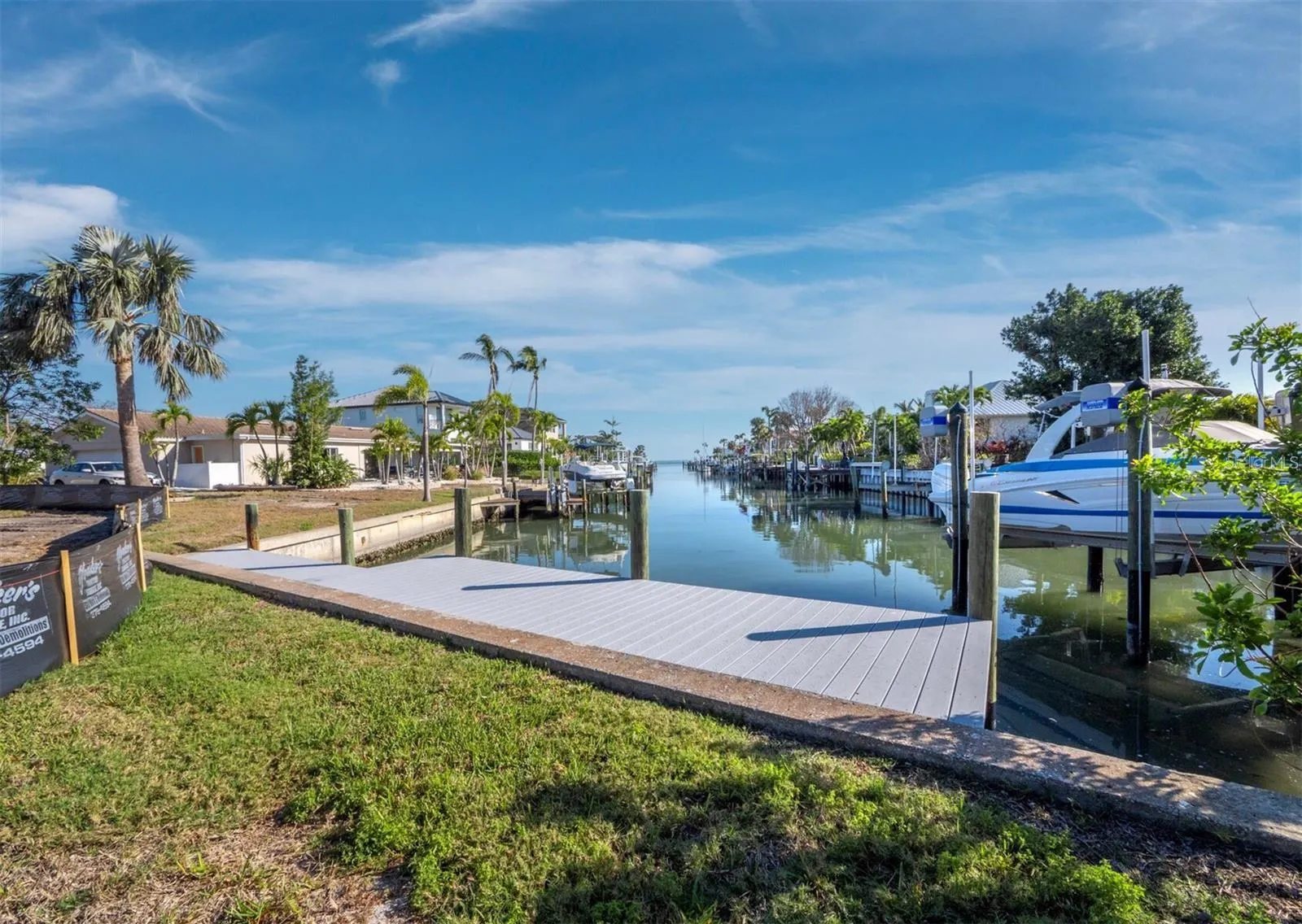 500 OUTRIGGER LN
