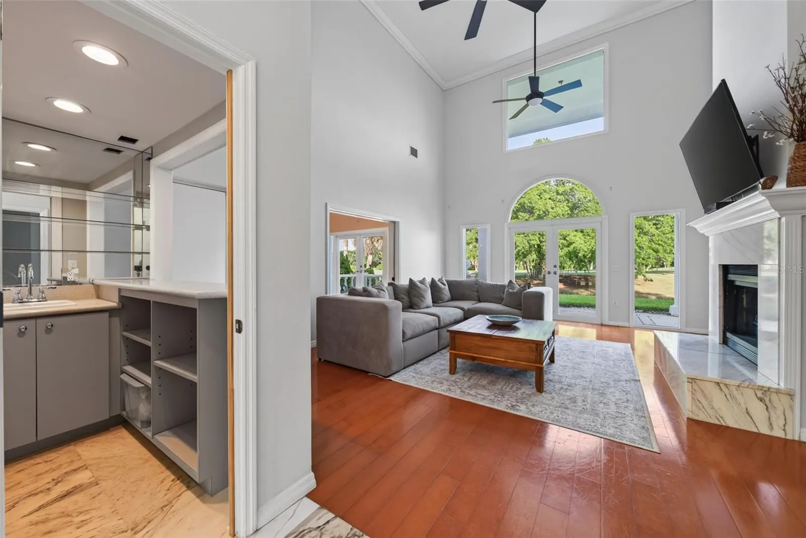 226 SAINT JAMES PARK