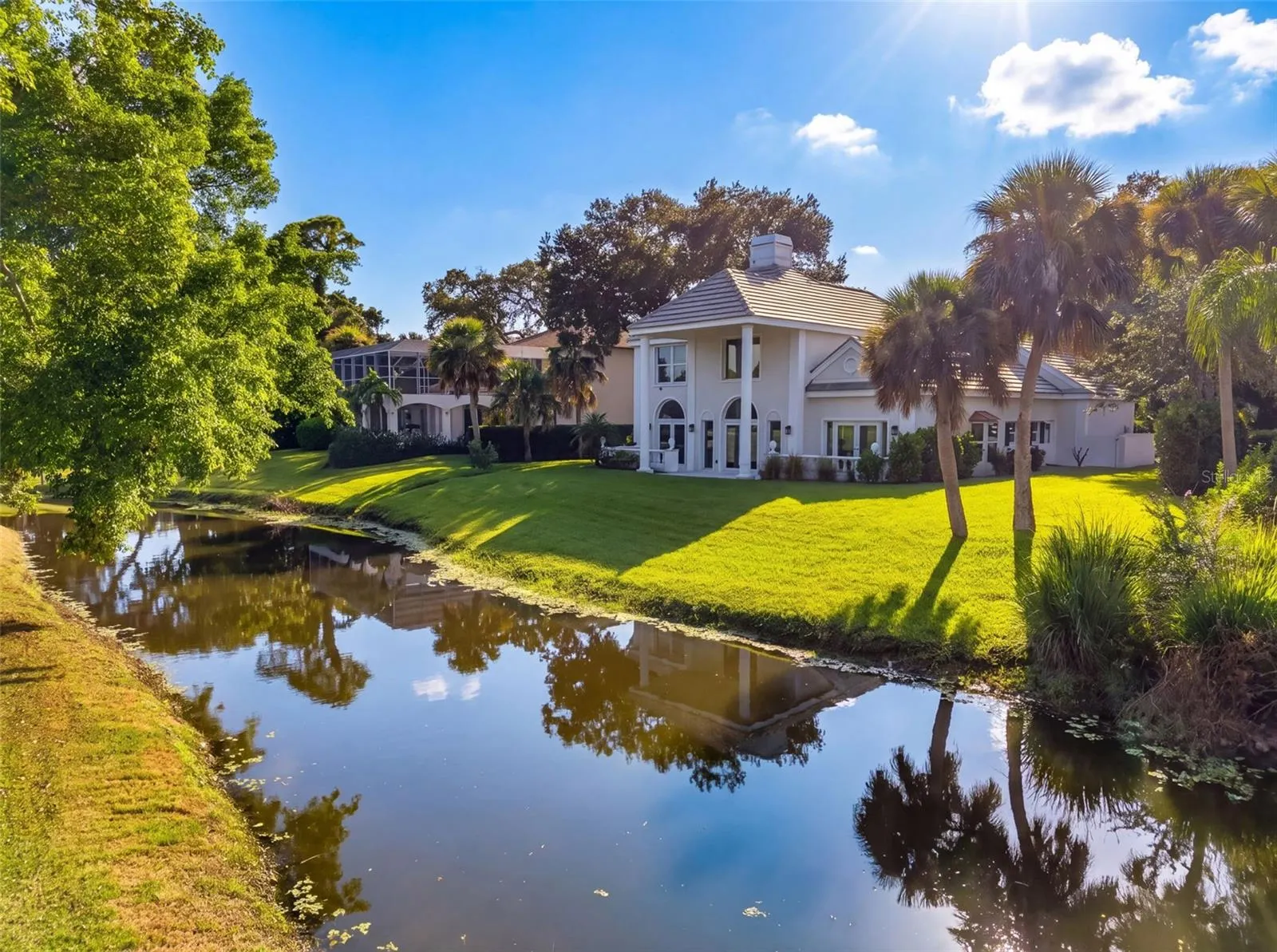 226 SAINT JAMES PARK