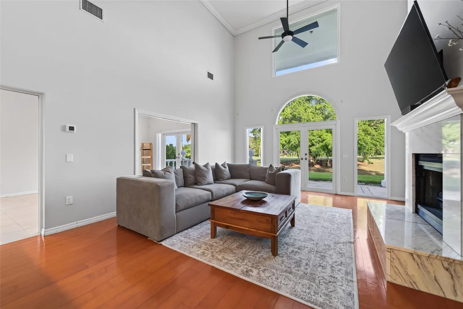 226 SAINT JAMES PARK