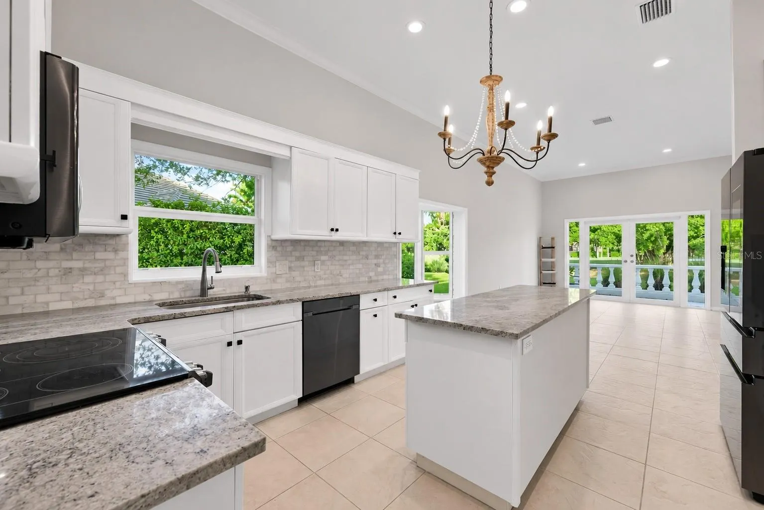 226 SAINT JAMES PARK