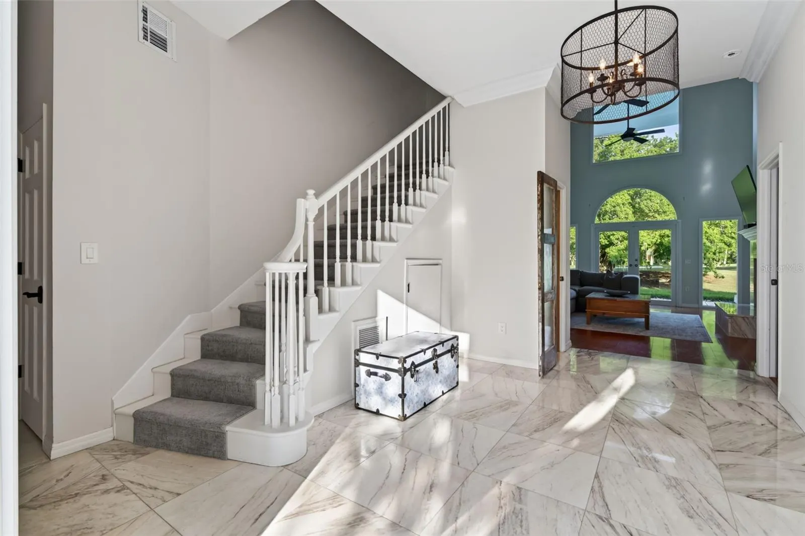 226 SAINT JAMES PARK