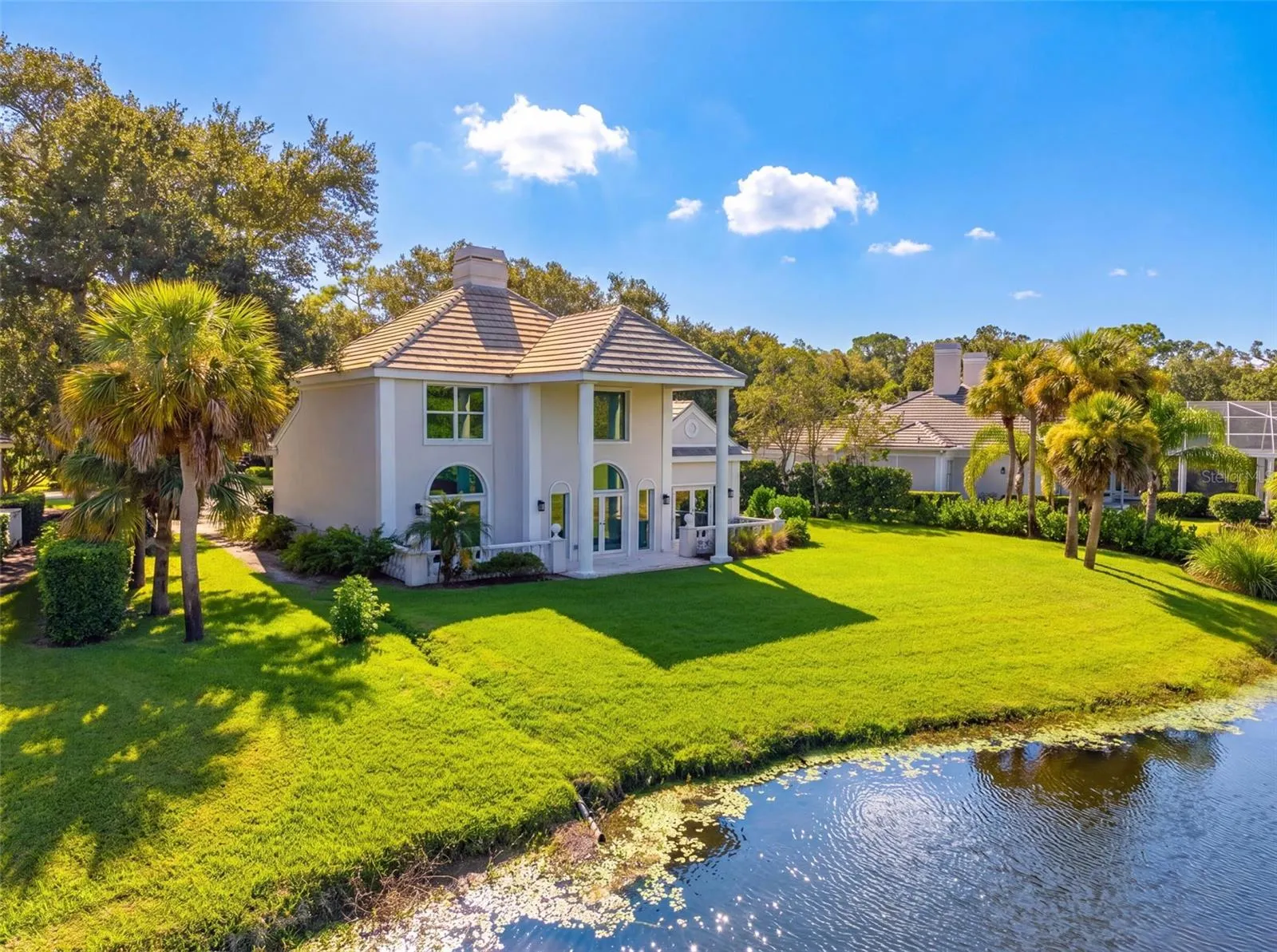 226 SAINT JAMES PARK