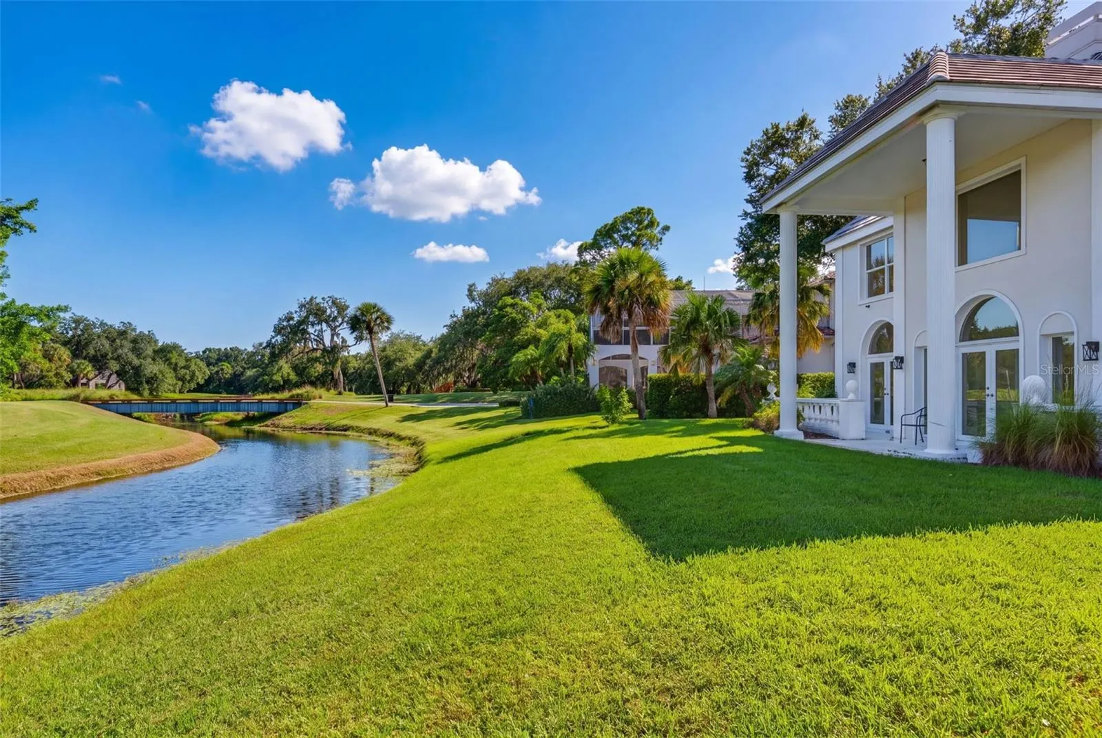 226 SAINT JAMES PARK