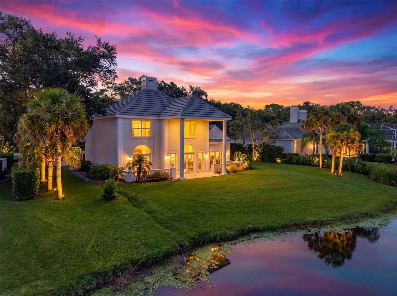 226 SAINT JAMES PARK
