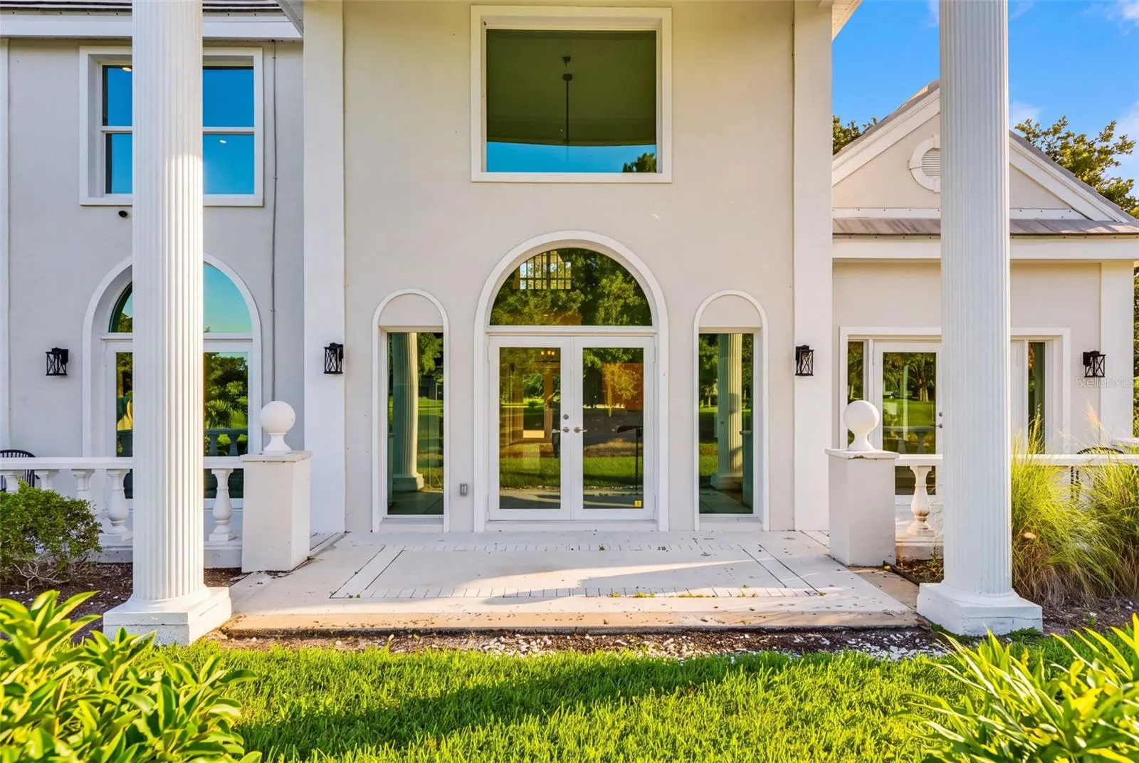 226 SAINT JAMES PARK