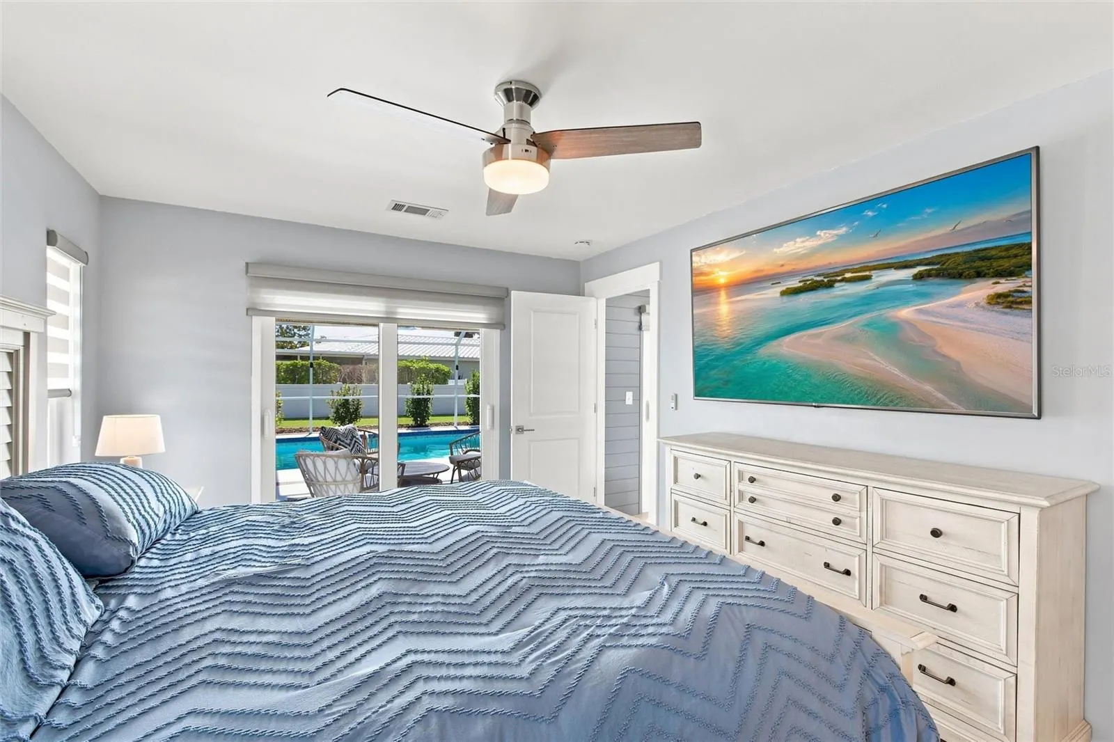 302 DEGAS DR