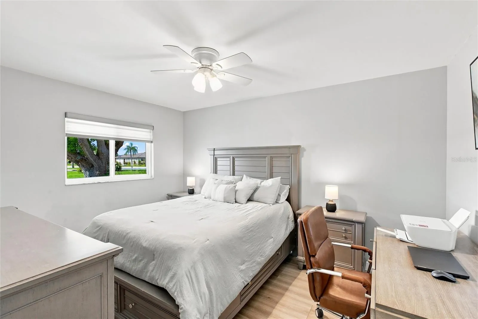 302 DEGAS DR