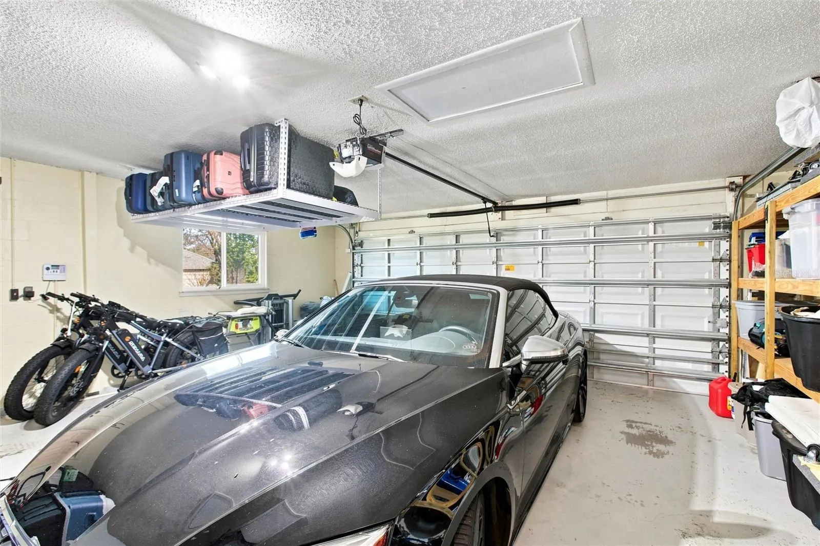 302 DEGAS DR