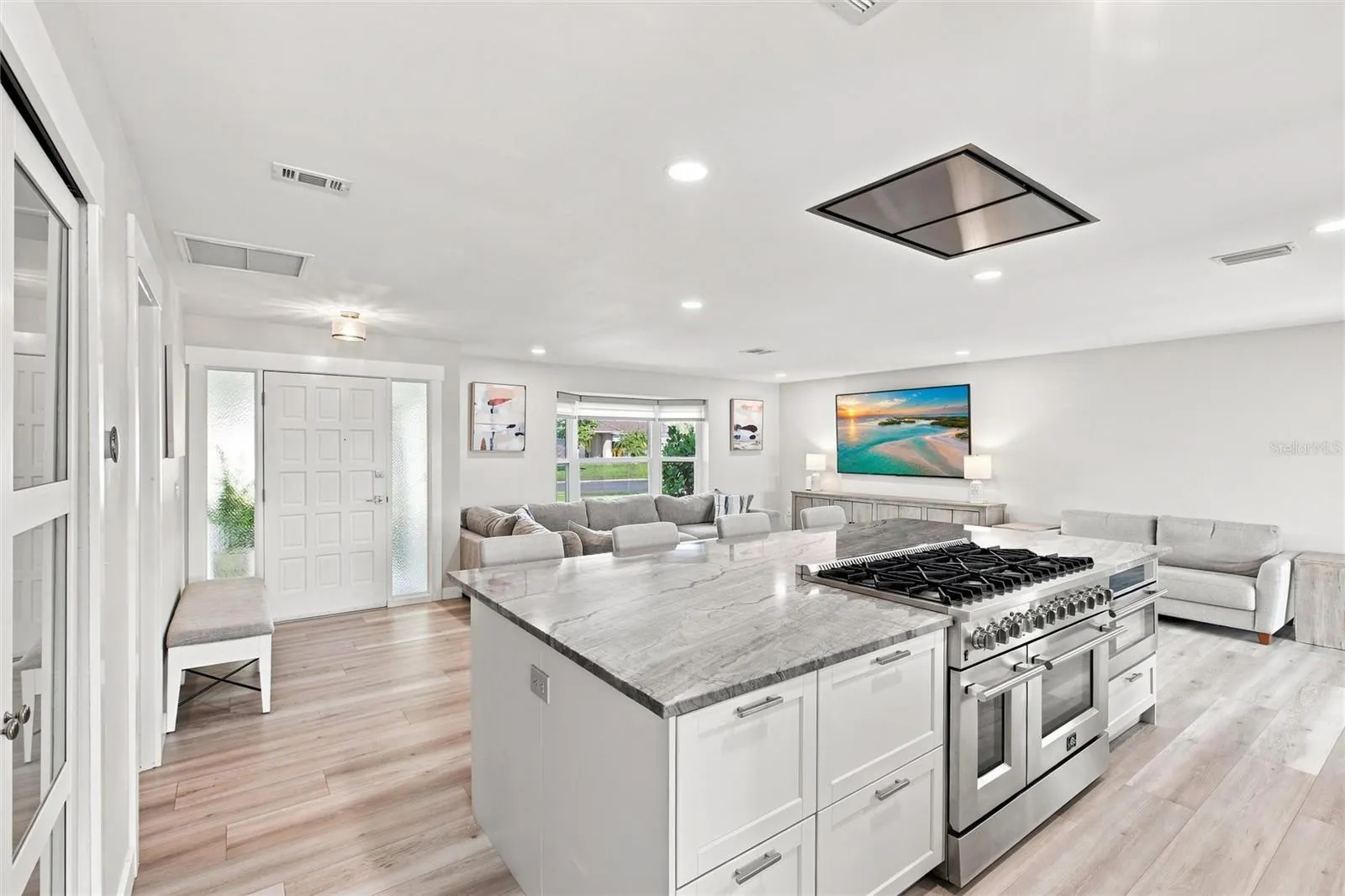 302 DEGAS DR