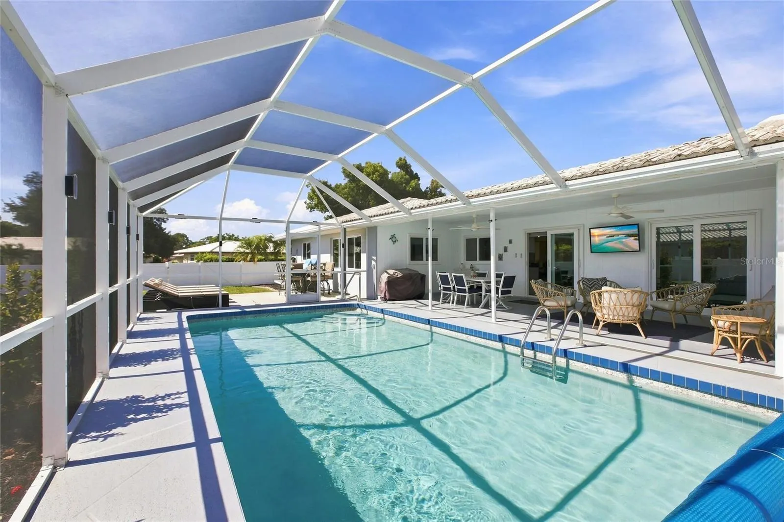 302 DEGAS DR