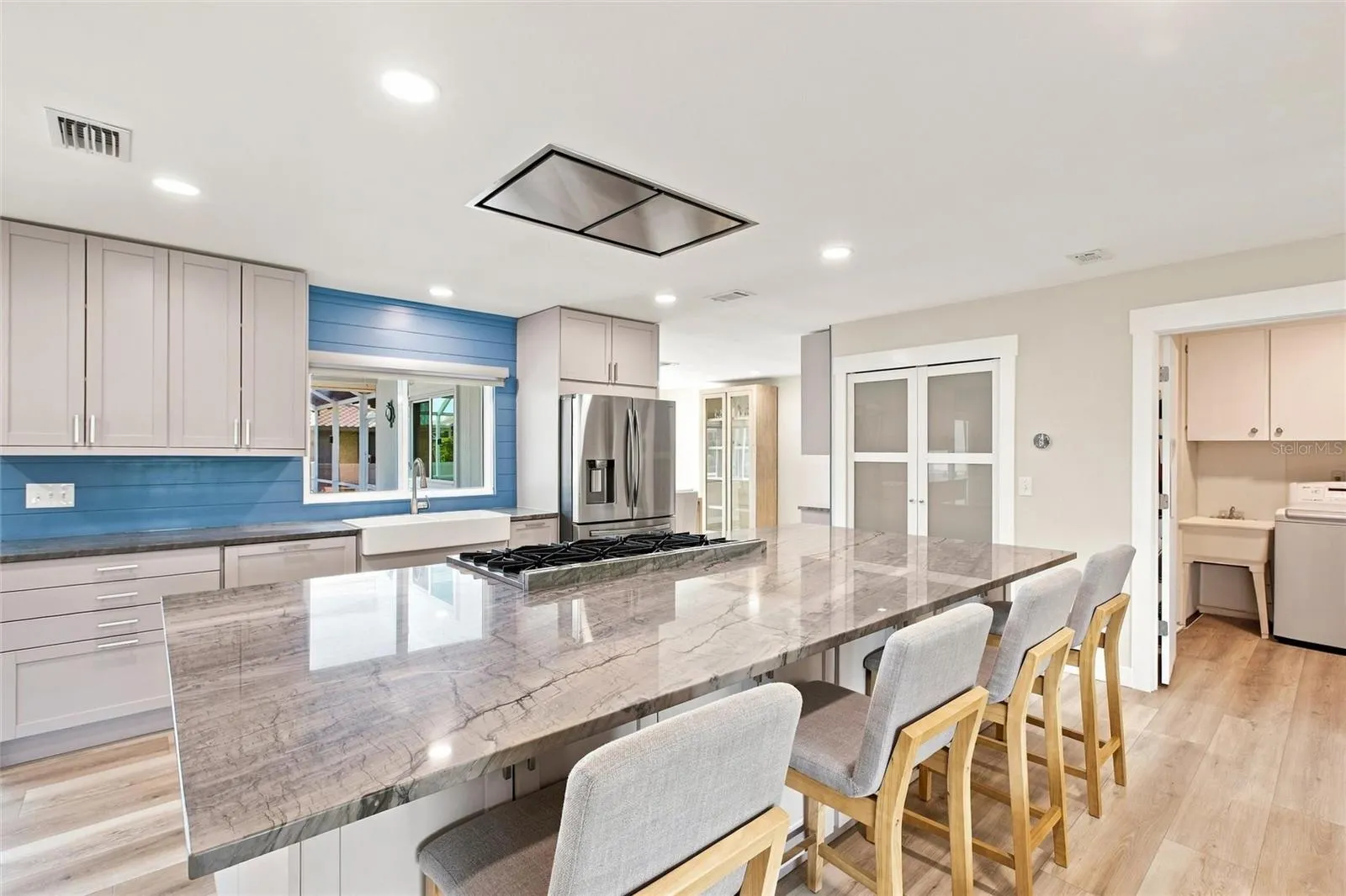 302 DEGAS DR