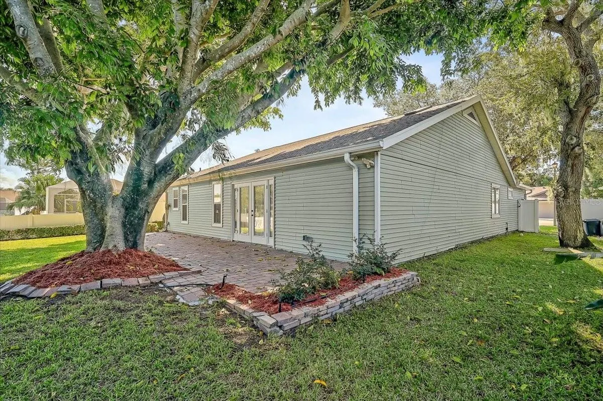 7739 33RD LN E