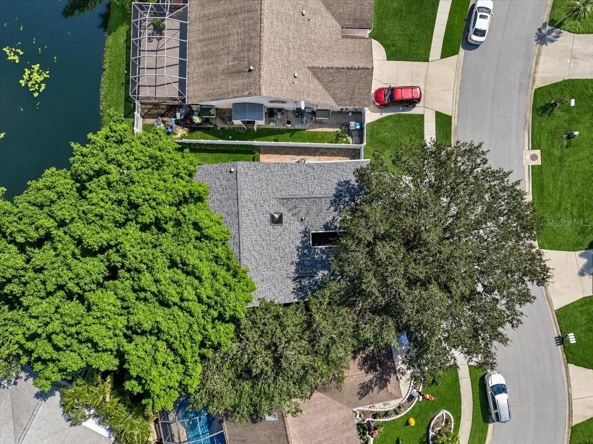 7739 33RD LN E