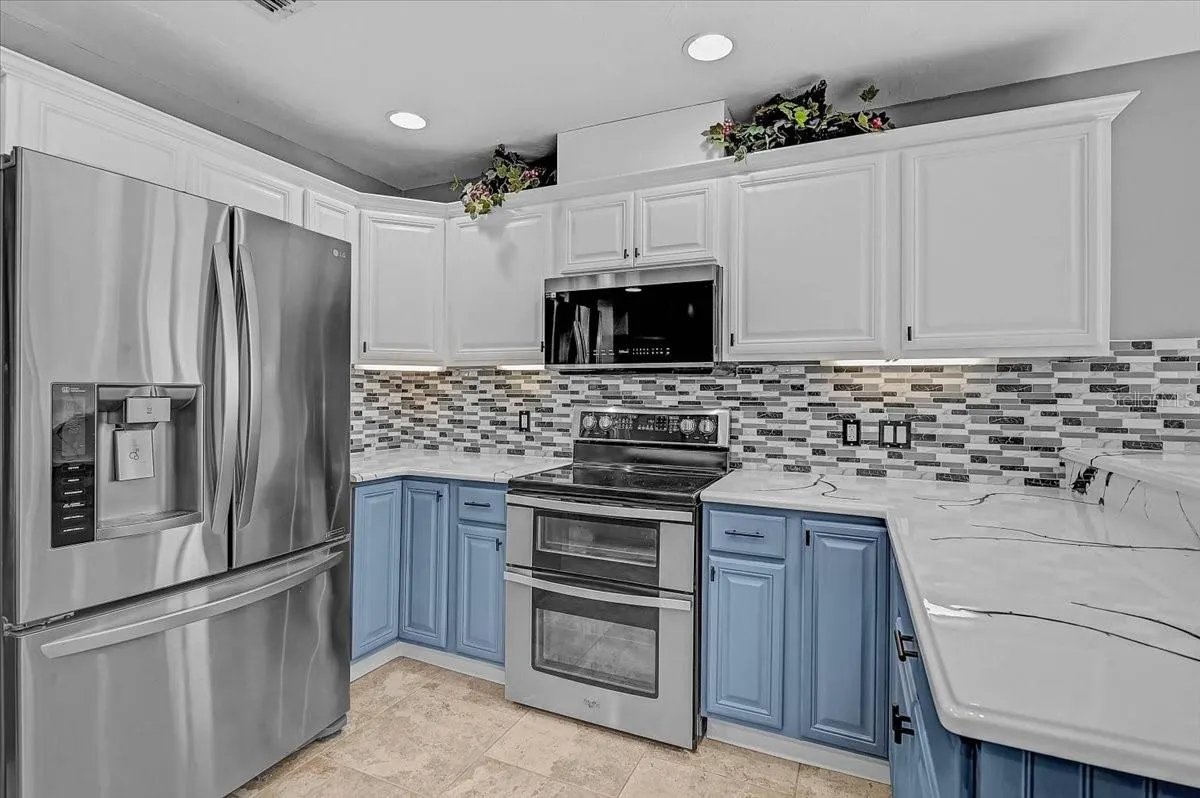7739 33RD LN E