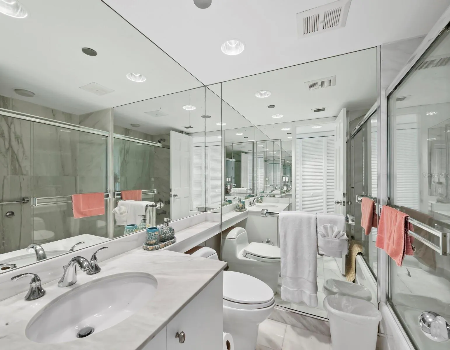 775 LONGBOAT CLUB RD #405 #405