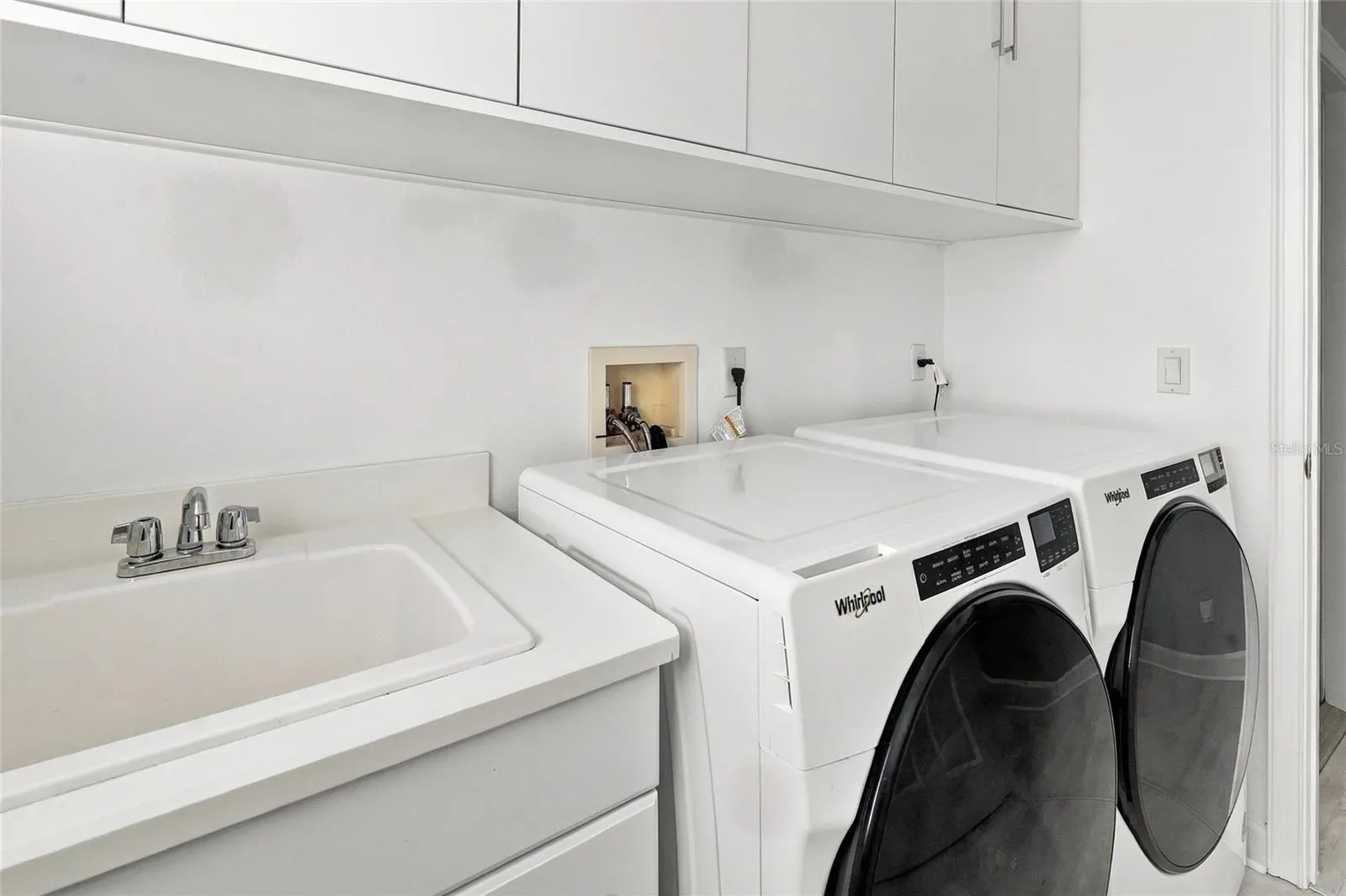 226 MONTELLUNA DR